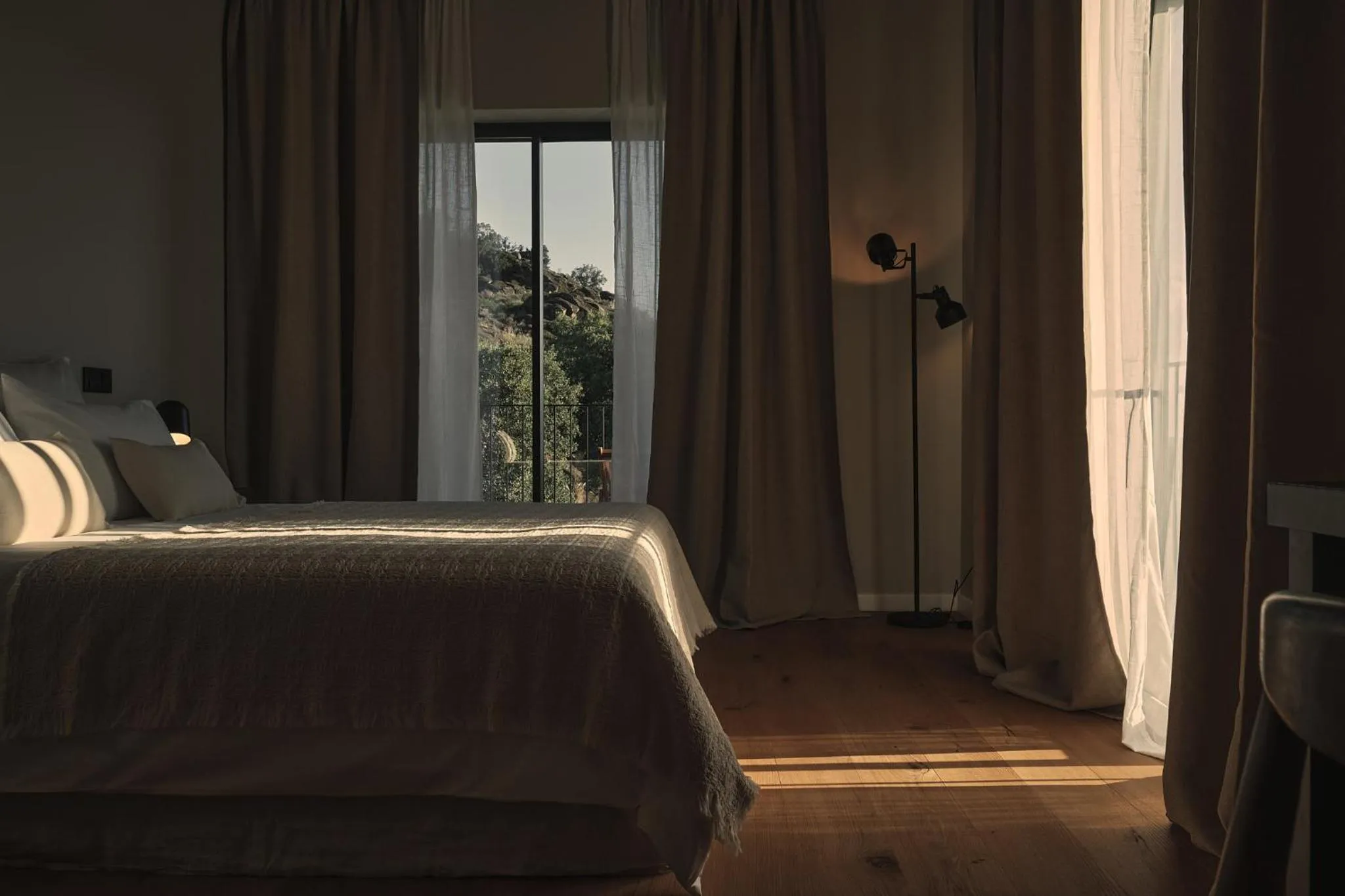Bedroom, Bed in Bode Country House