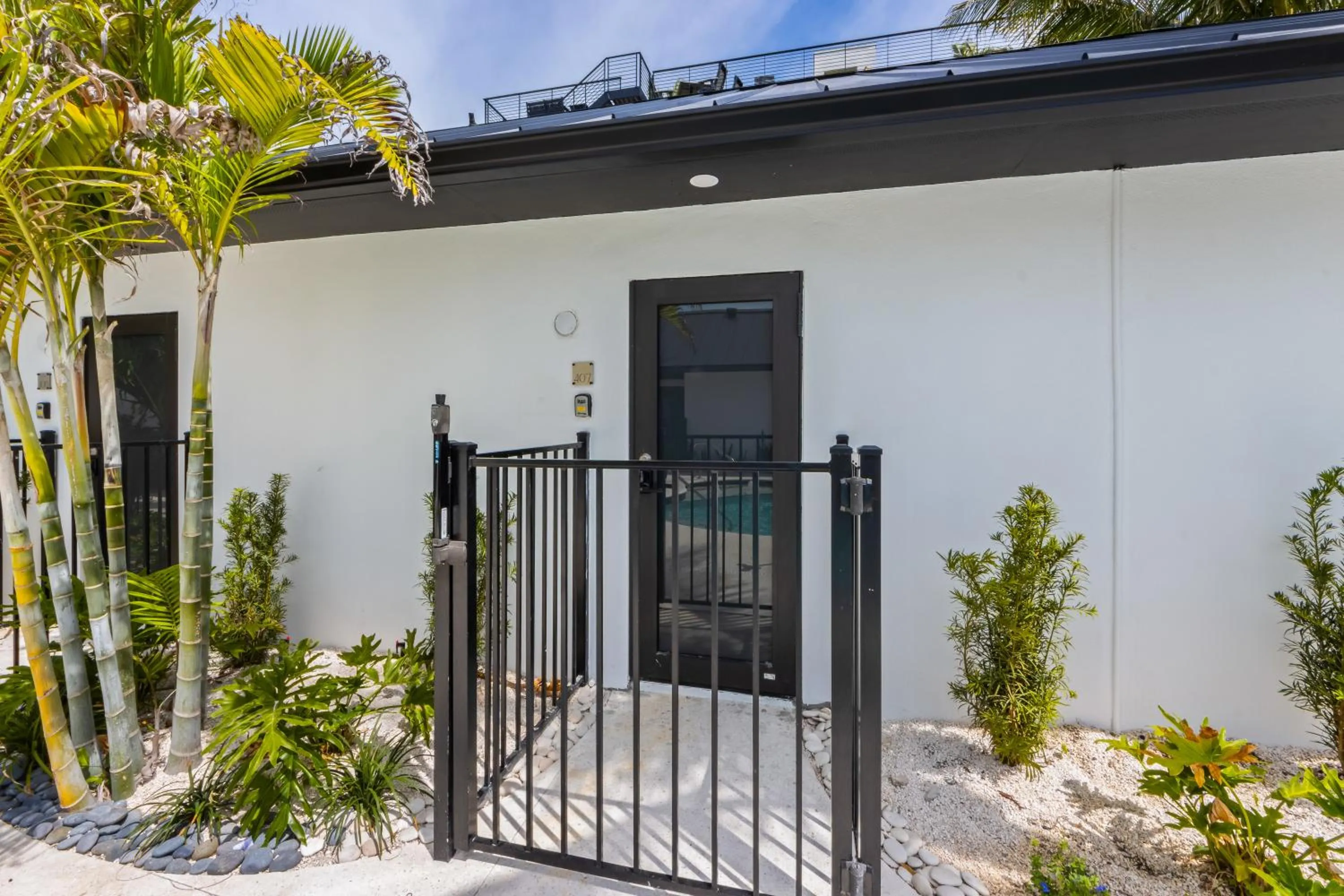 Property building in The Retreat at Anna Maria Island Inn