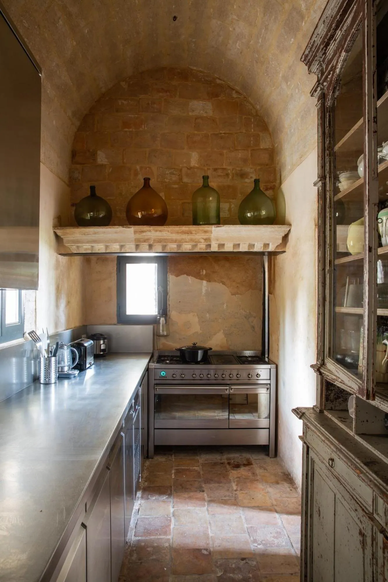 Kitchen or kitchenette in Prieuré Saint-Nicolas - Les Maisons