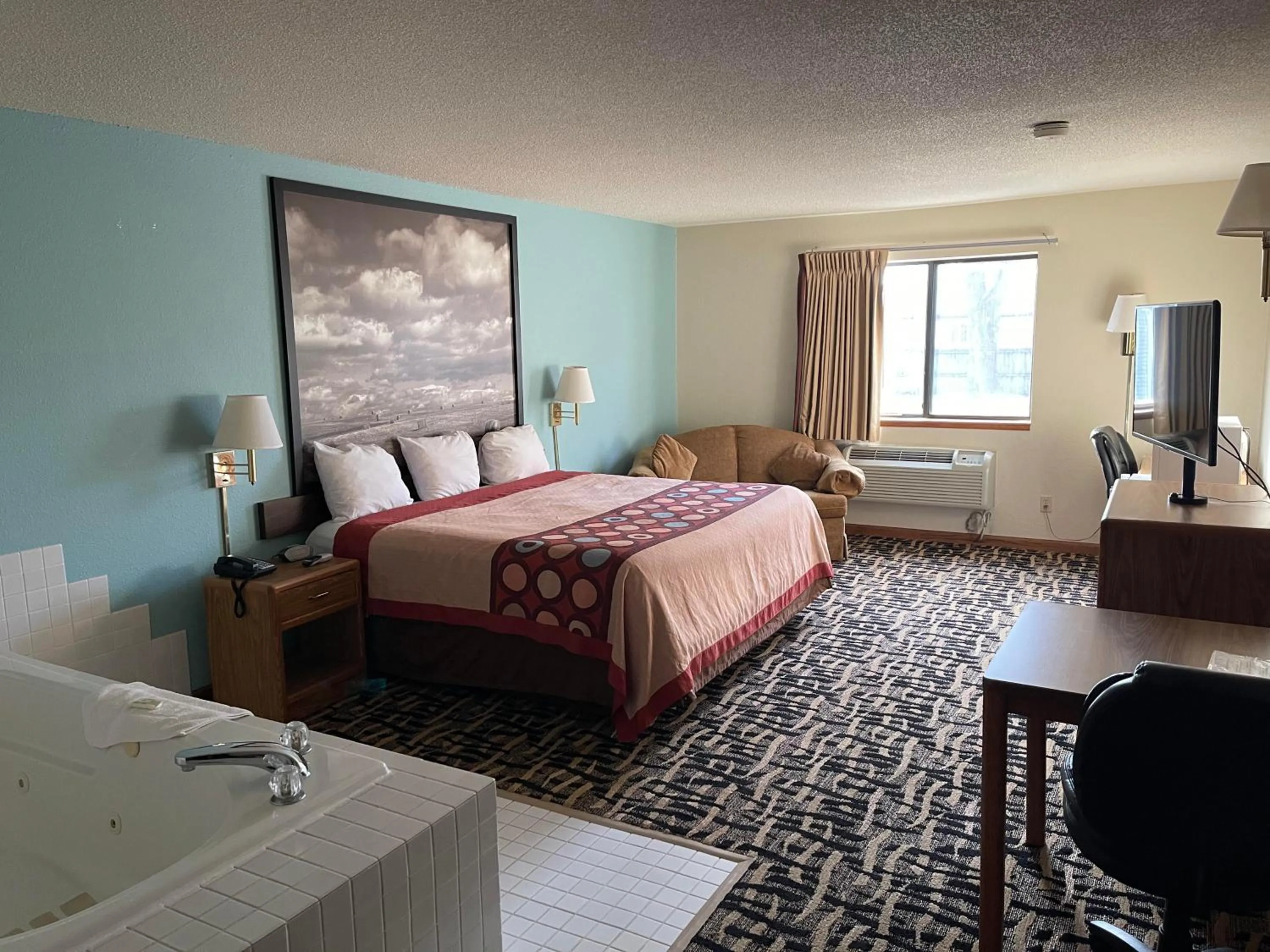 Deluxe King Suite - Non-Smoking in OYO West Point Inn