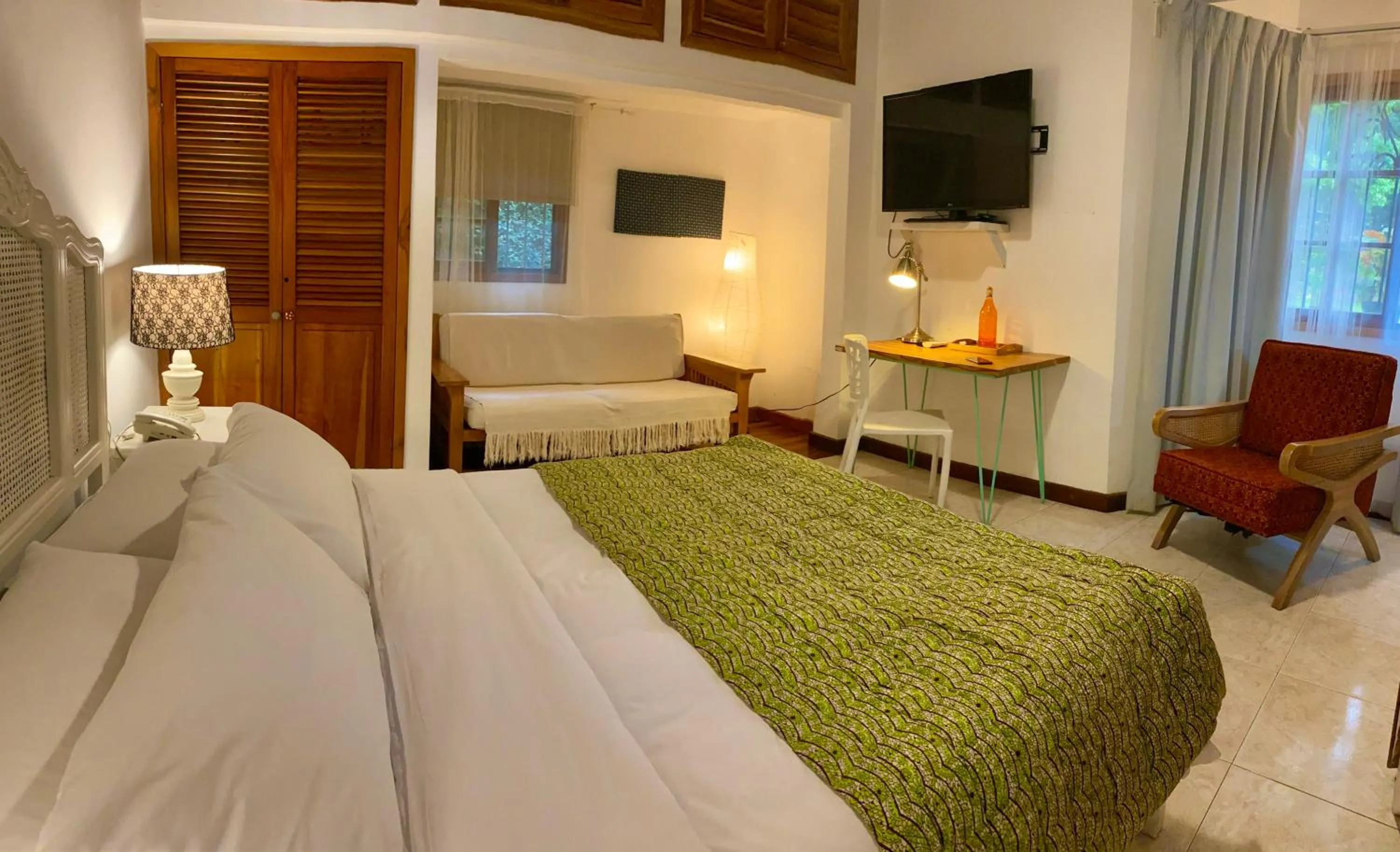 Bed in Iguanazu Bed & Breakfast