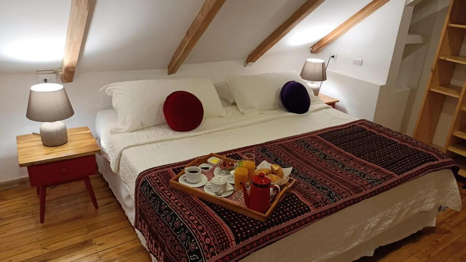 Bed in Iguanazu Bed & Breakfast