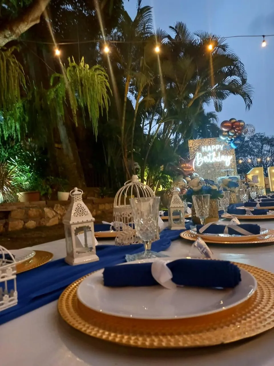 Restaurant/places to eat in Iguanazu Bed & Breakfast