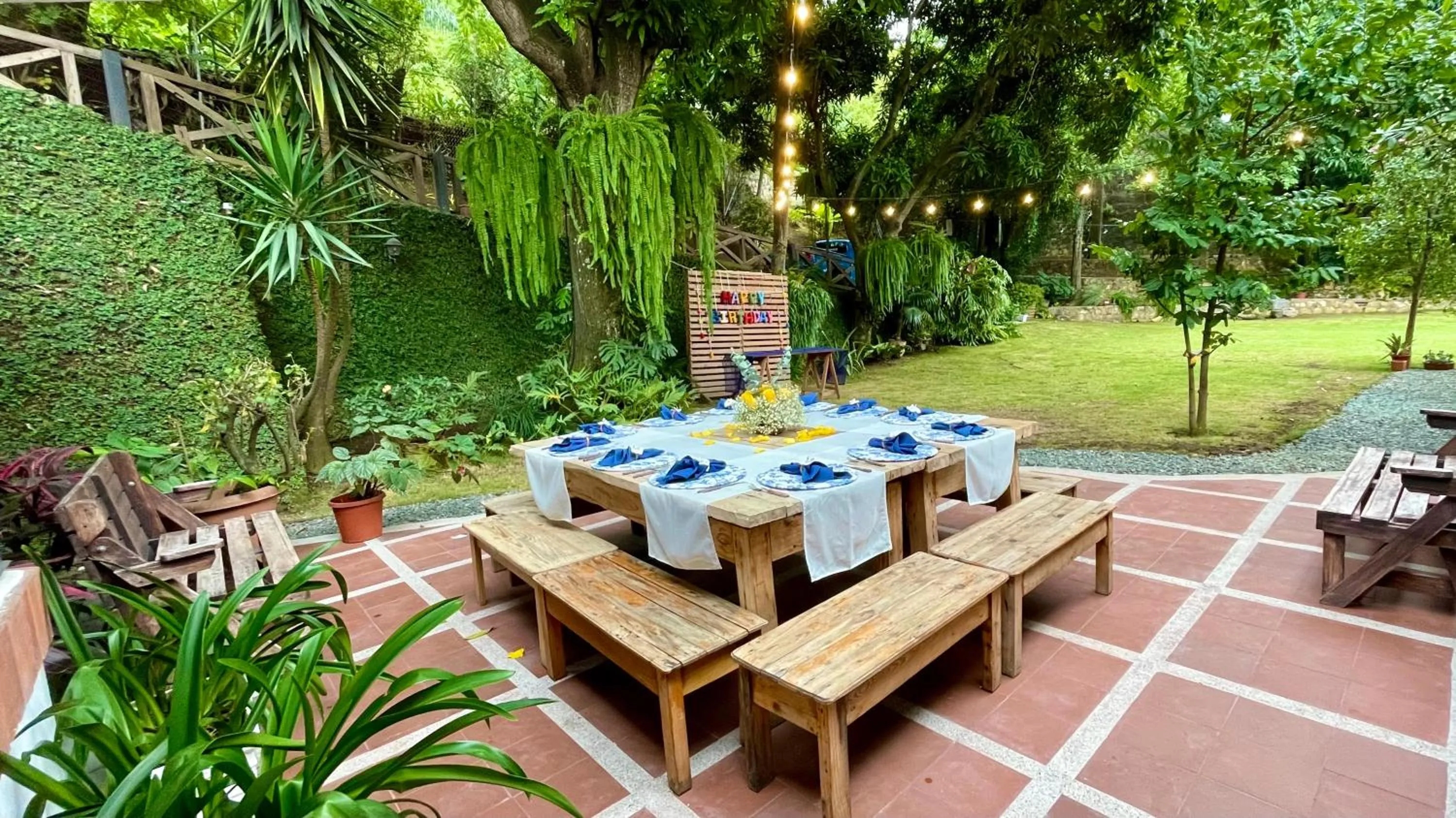 Garden in Iguanazu Bed & Breakfast