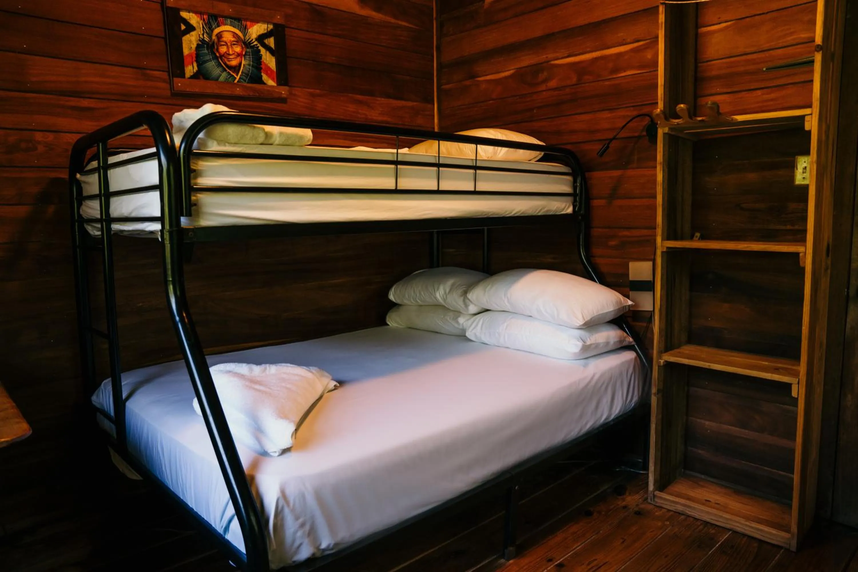 bunk bed, Bed in Bambuda Lodge