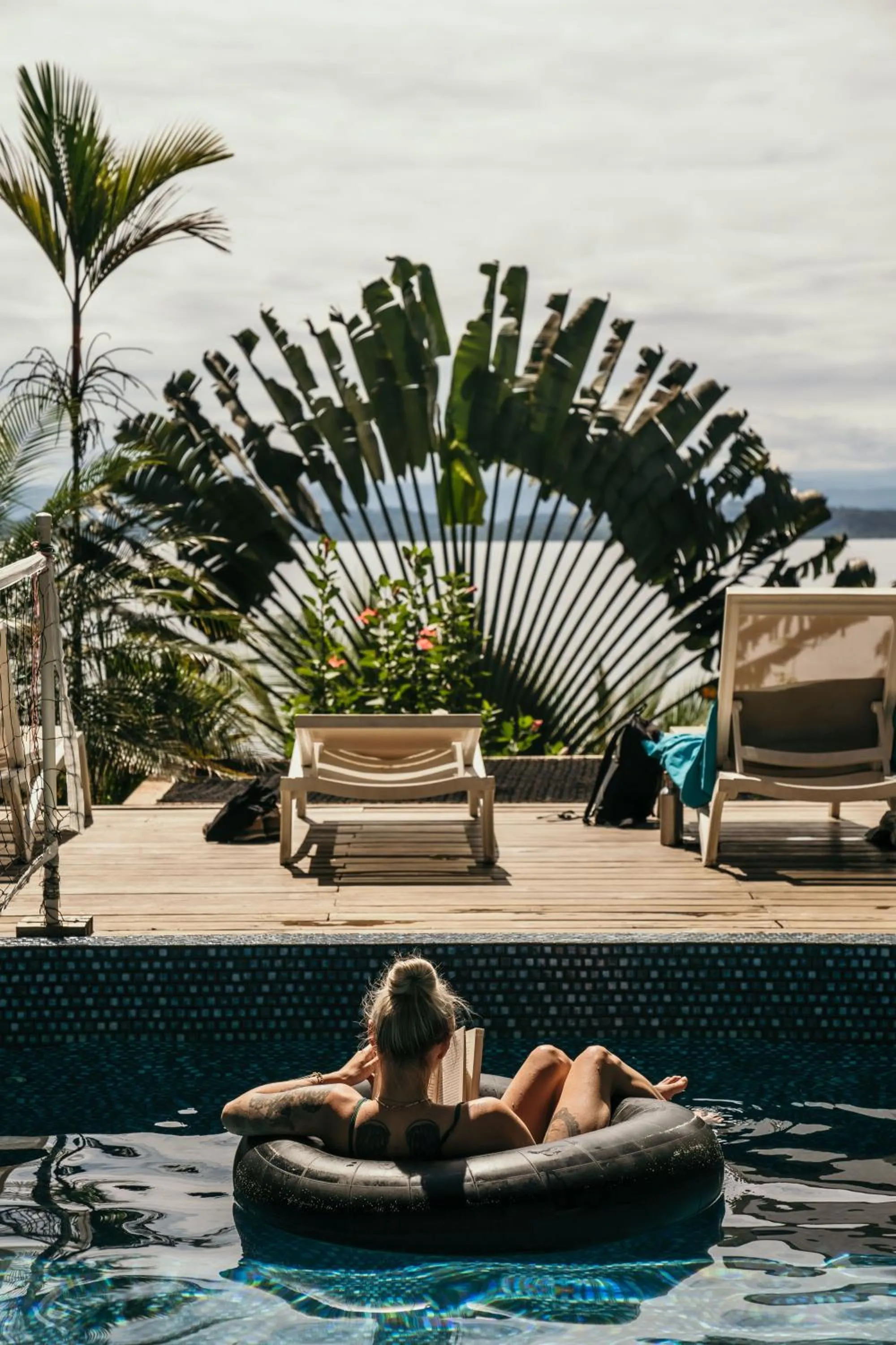Swimming pool in Bambuda Lodge