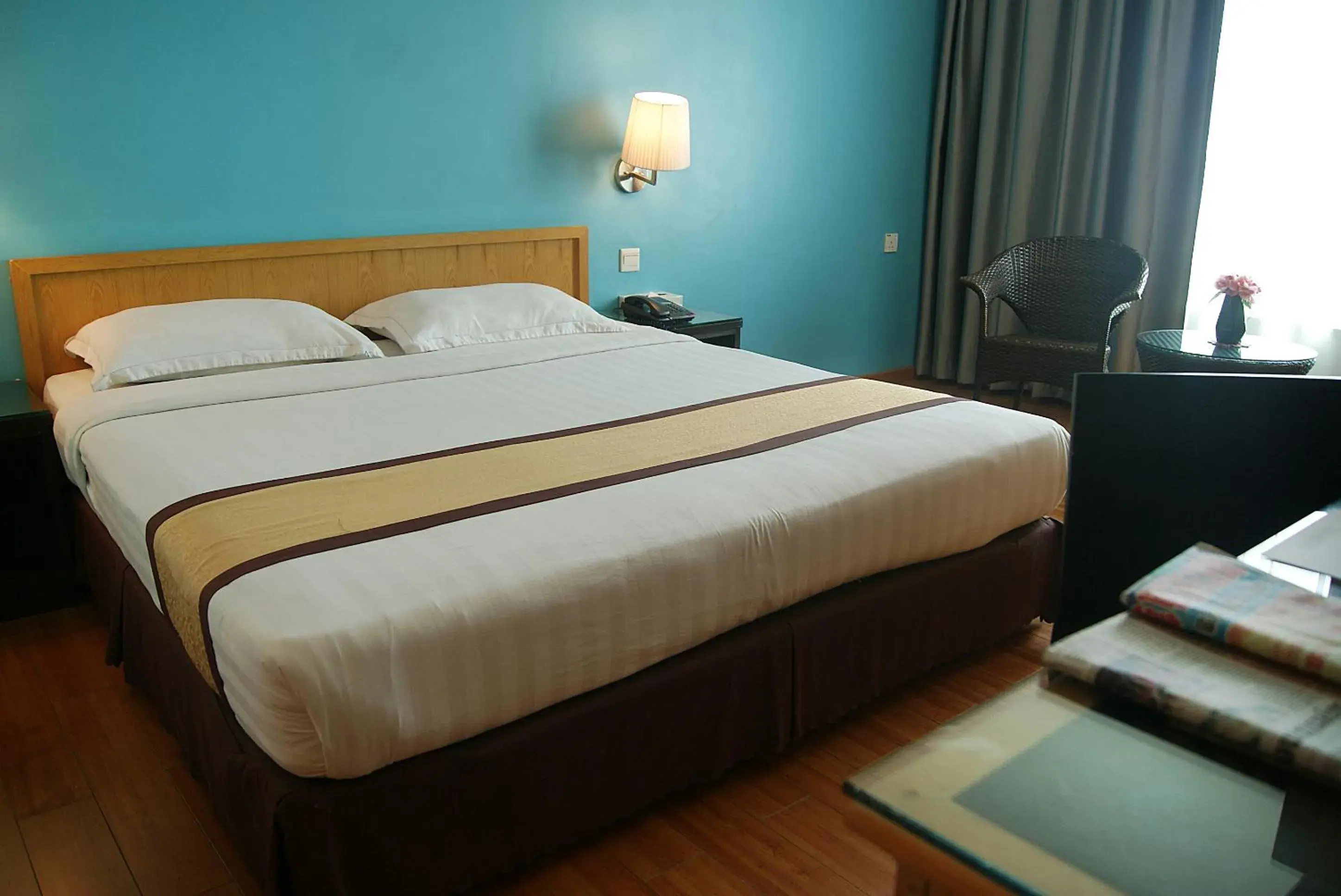 Deluxe King Room in Tang Dynasty Bay Hotel Deluxe King Room in Tang Dynasty Bay Hotel