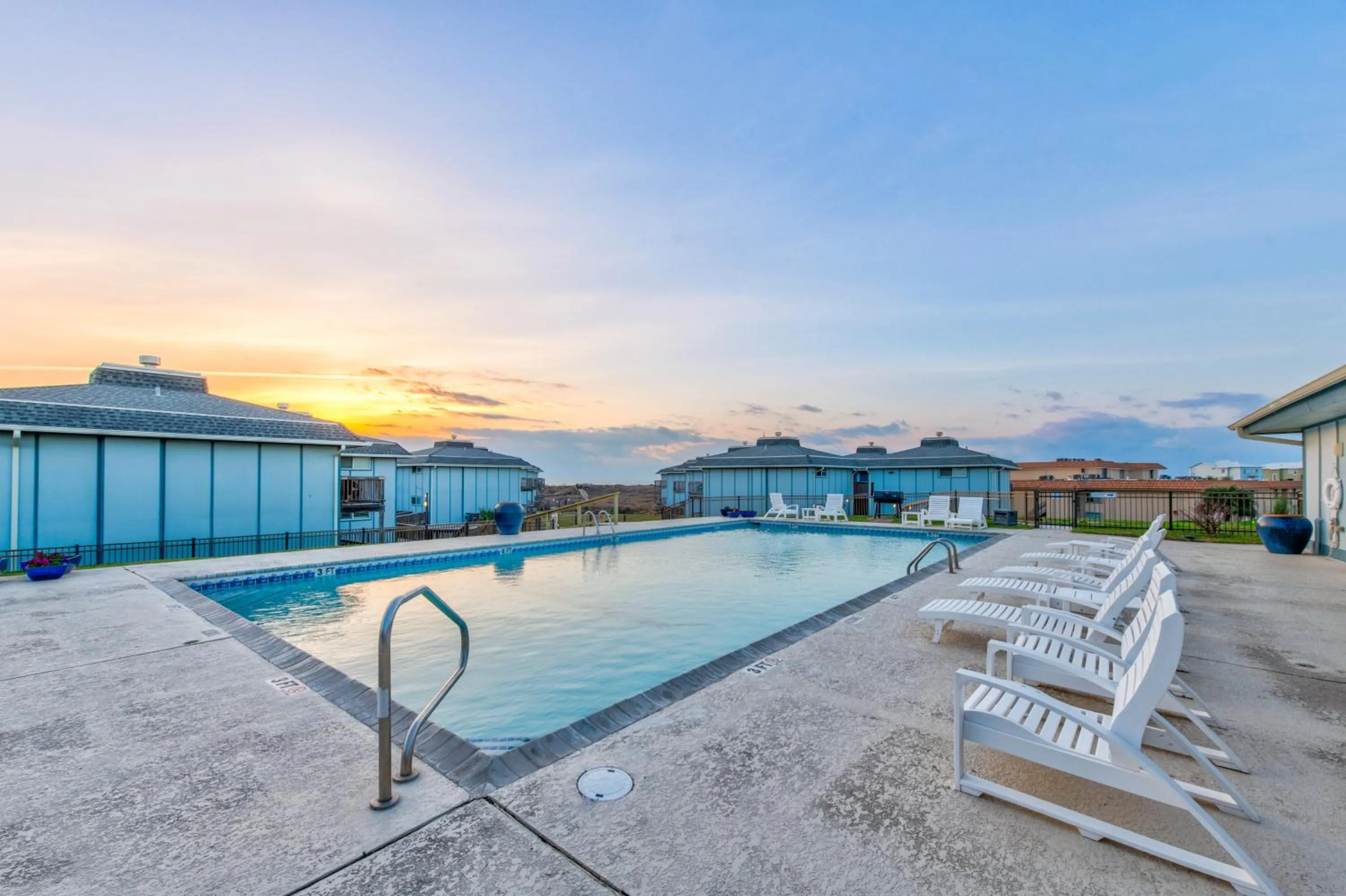 Other in Chasing Waves BH201