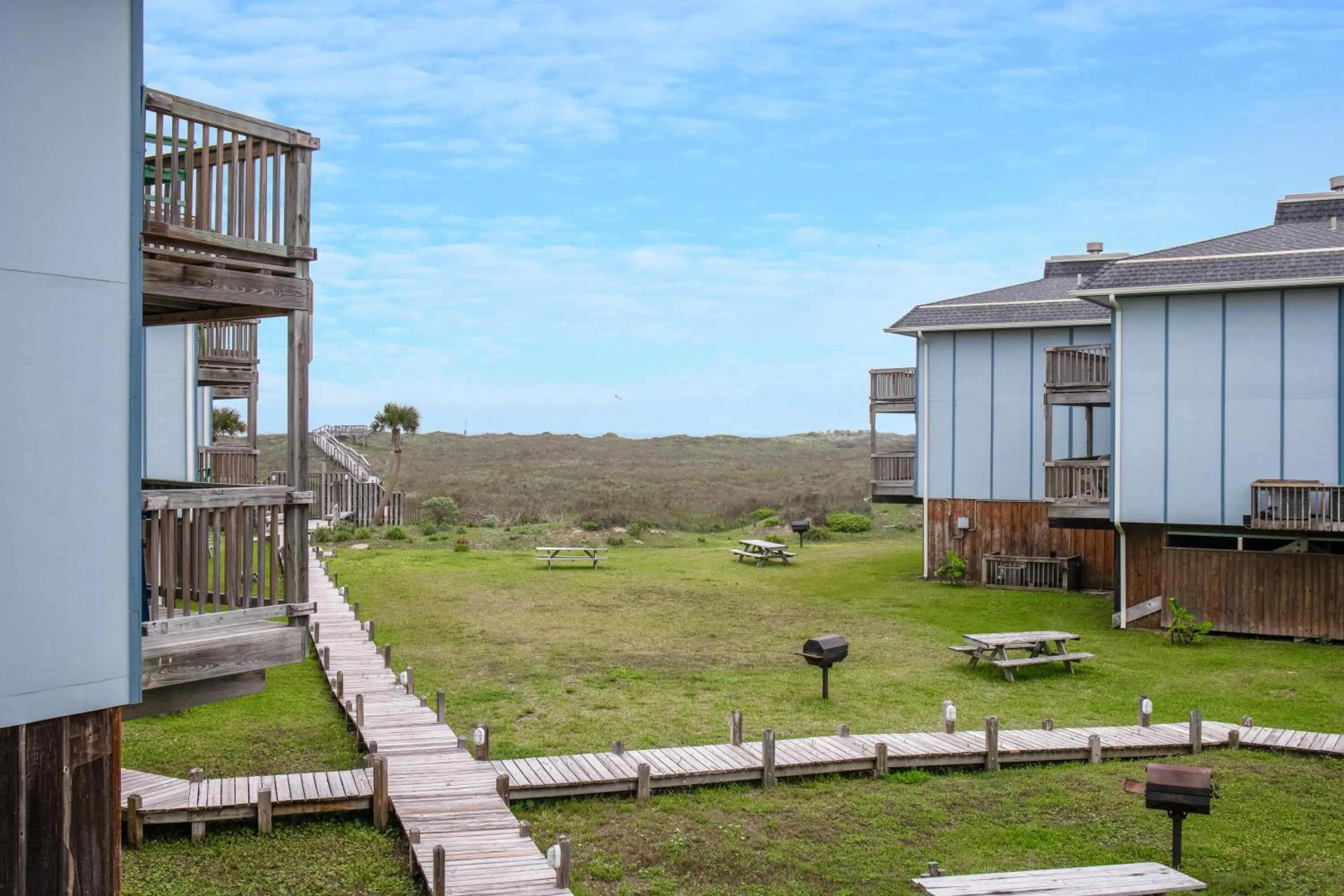 Other in Chasing Waves BH201