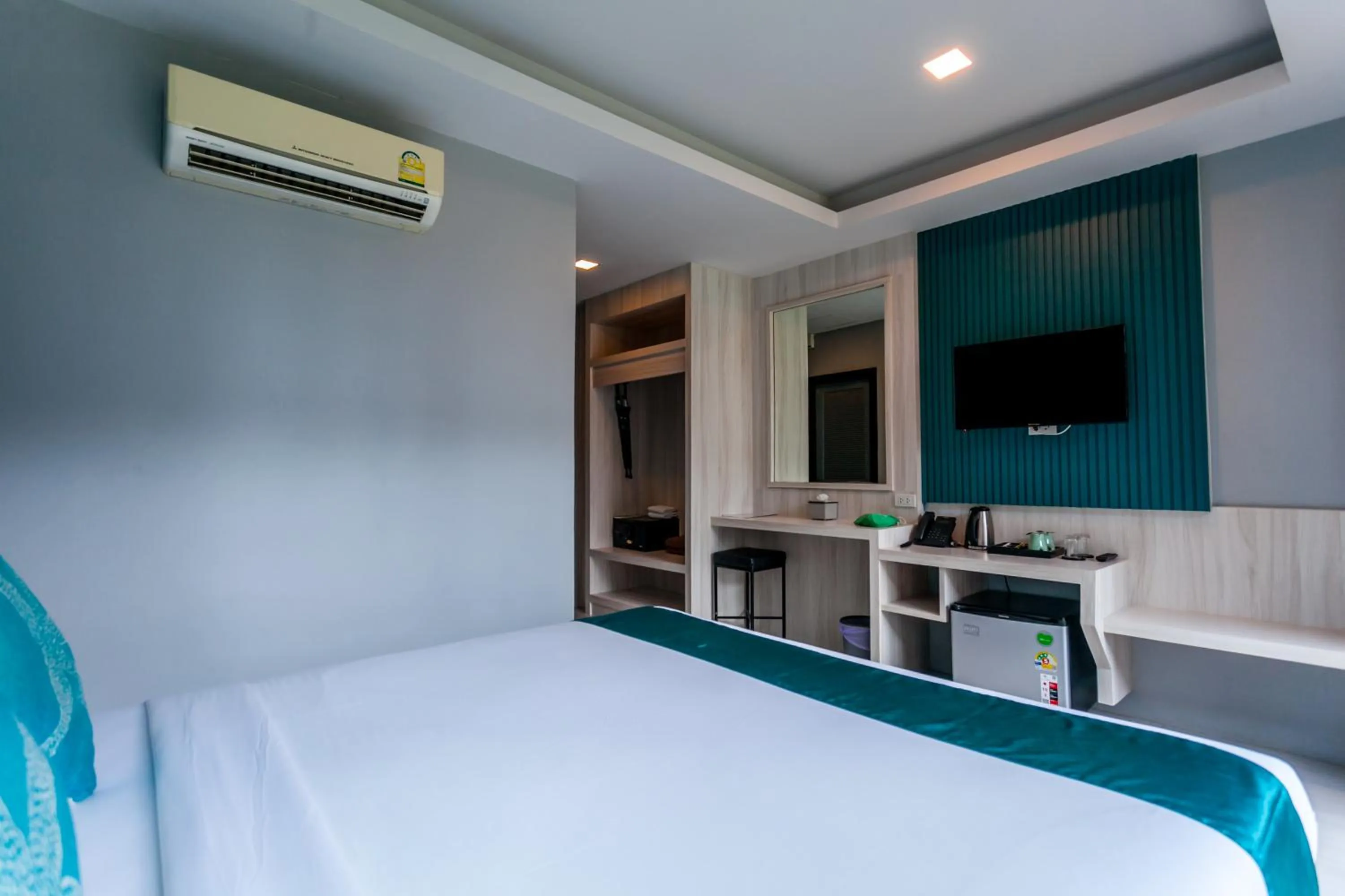 Photo of the whole room, Bed in Coco Bella Hotel