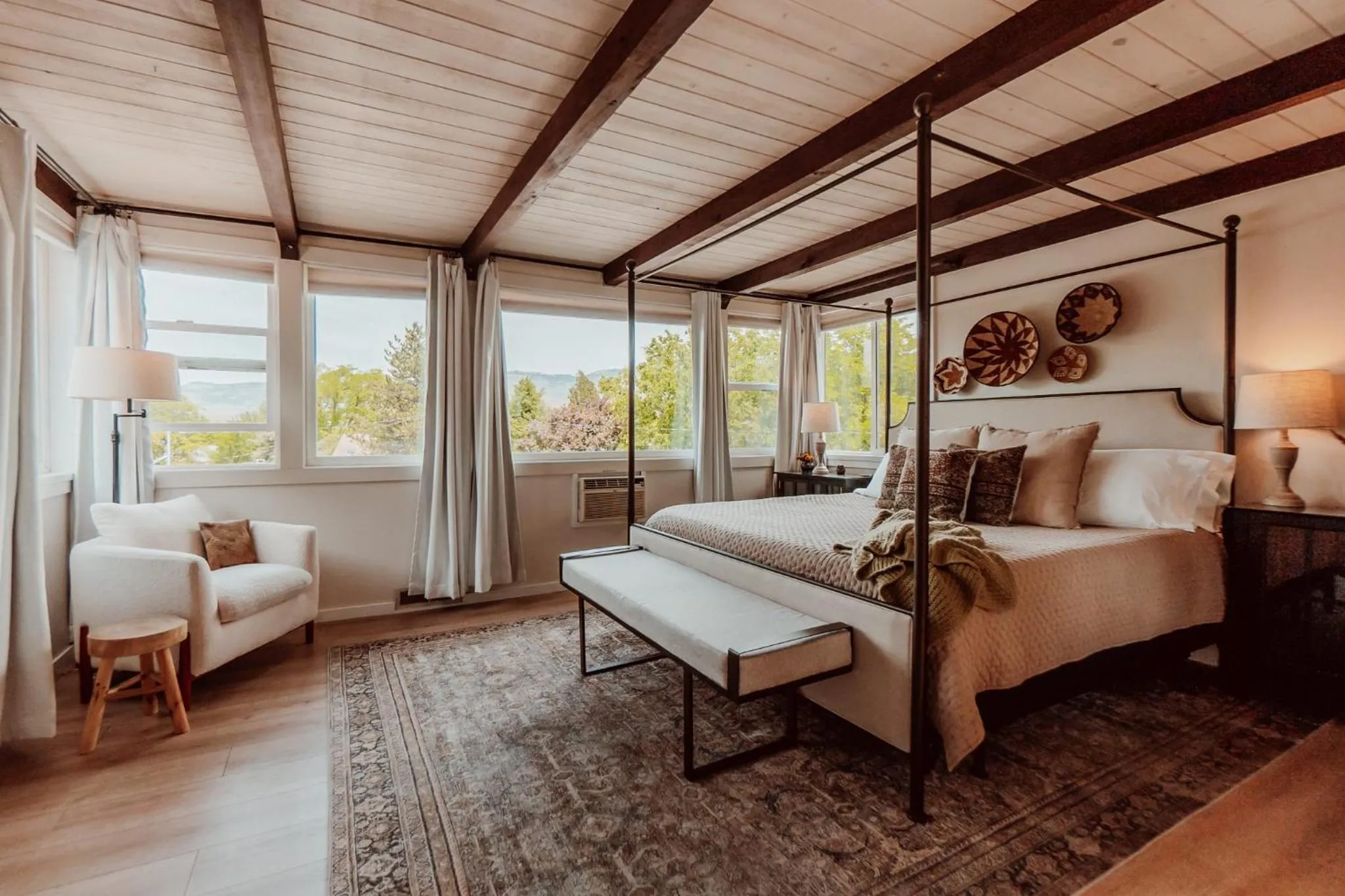 Bed in Swank House on Main St in Ashland