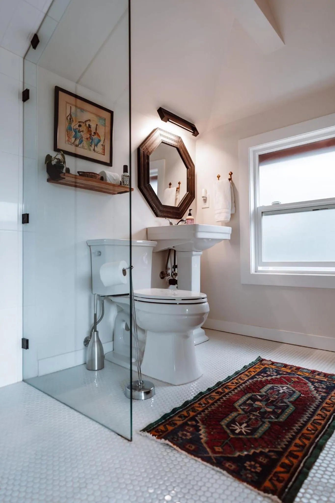 Bed in Swank House on Main St in Ashland