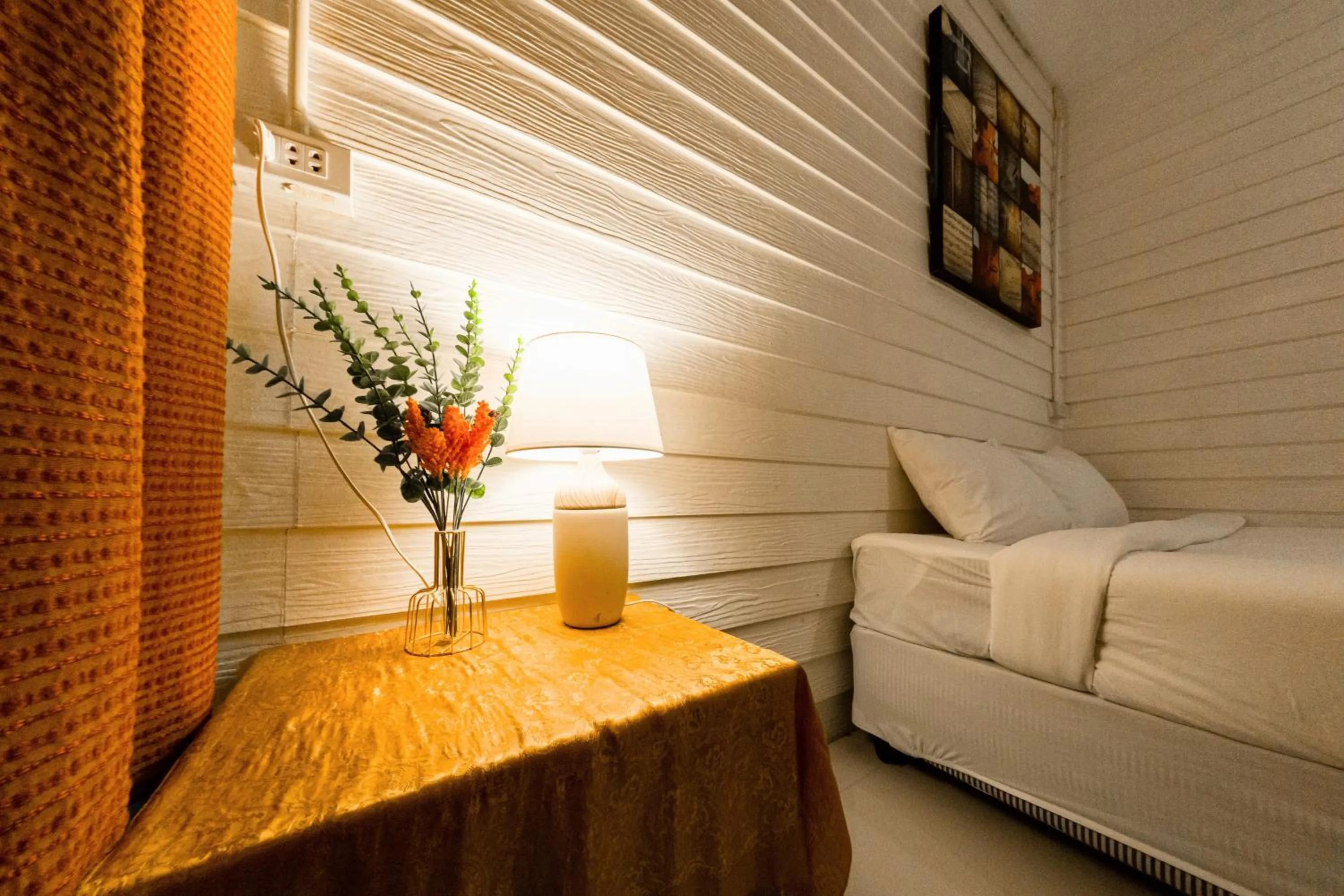 Bedroom in Back Home Backpackers Hostel