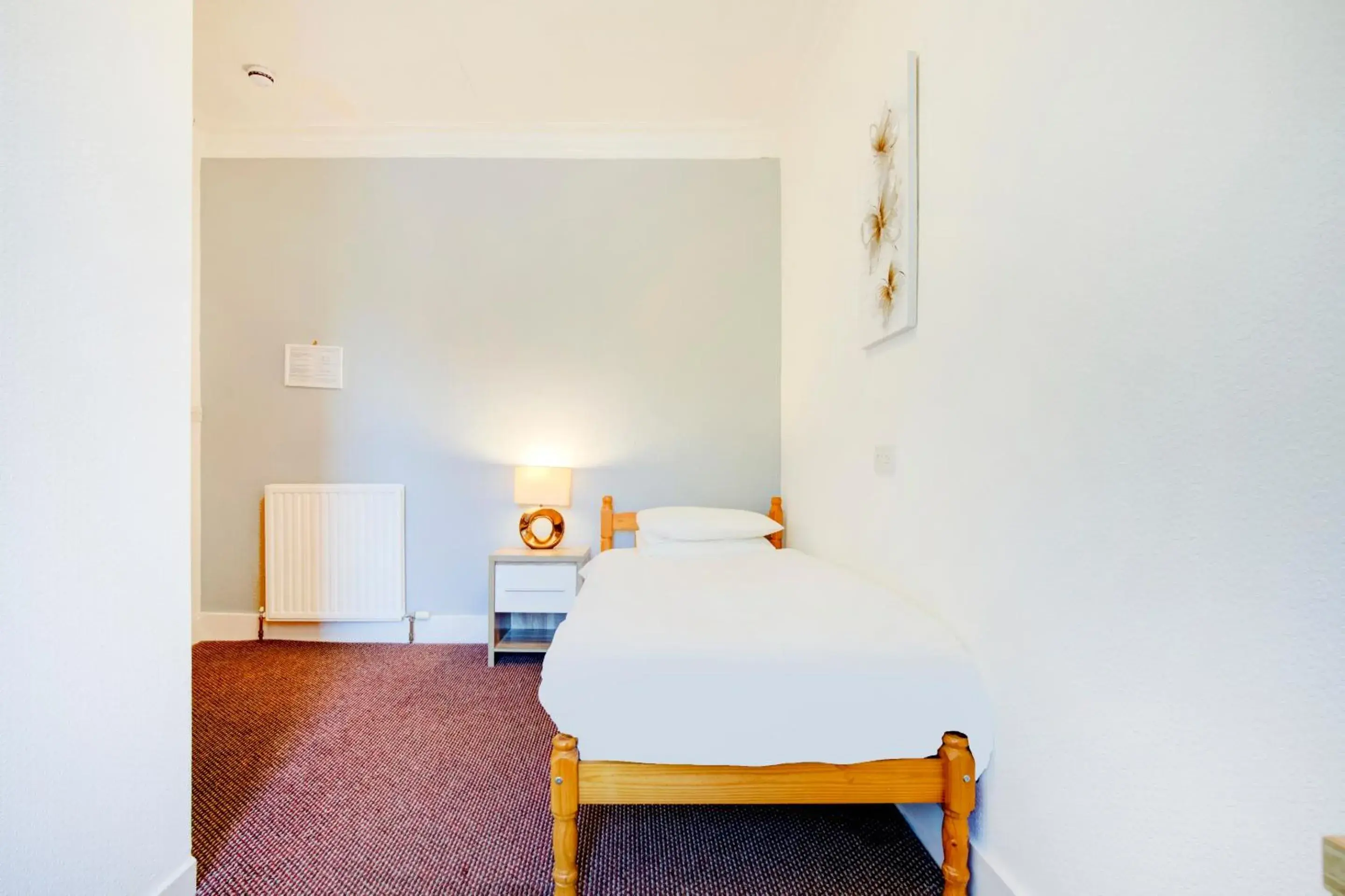 Standard Single Room in OYO Eastbank Hotel, Speyside Scotland Standard Single Room in OYO Eastbank Hotel, Speyside Scotland