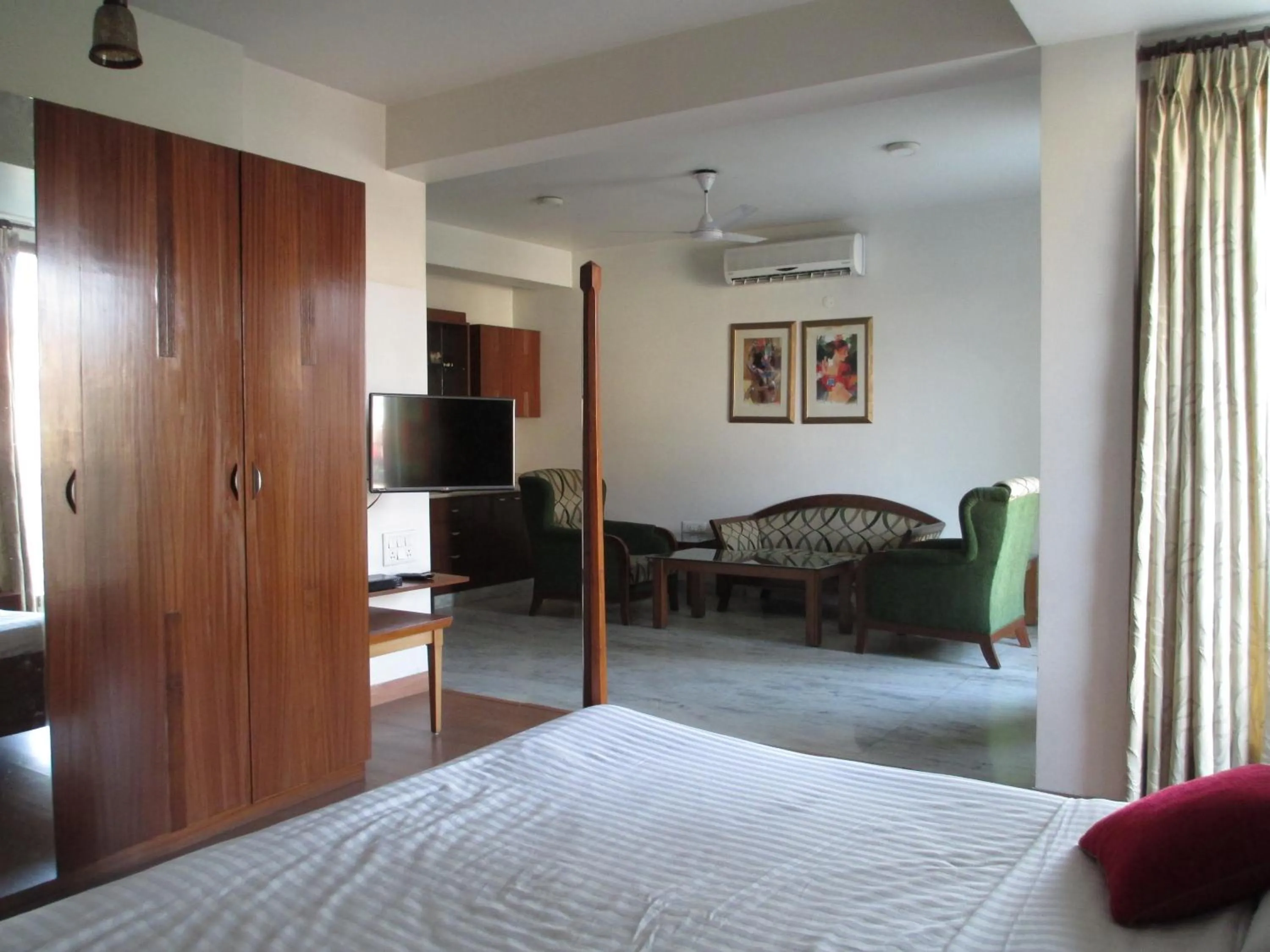 Bed in East End Retreat