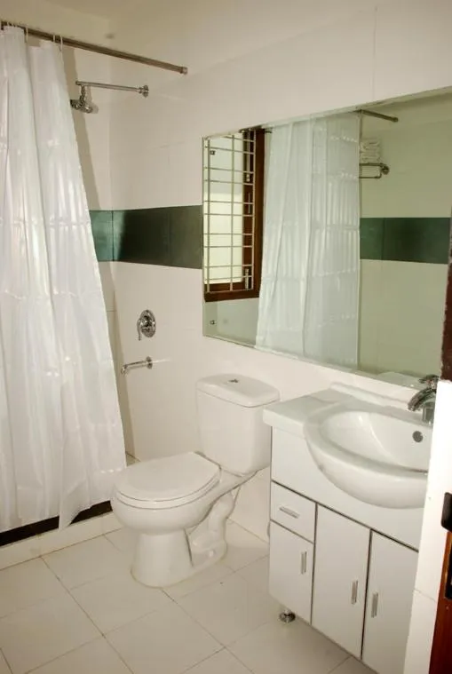 Bathroom in East End Retreat