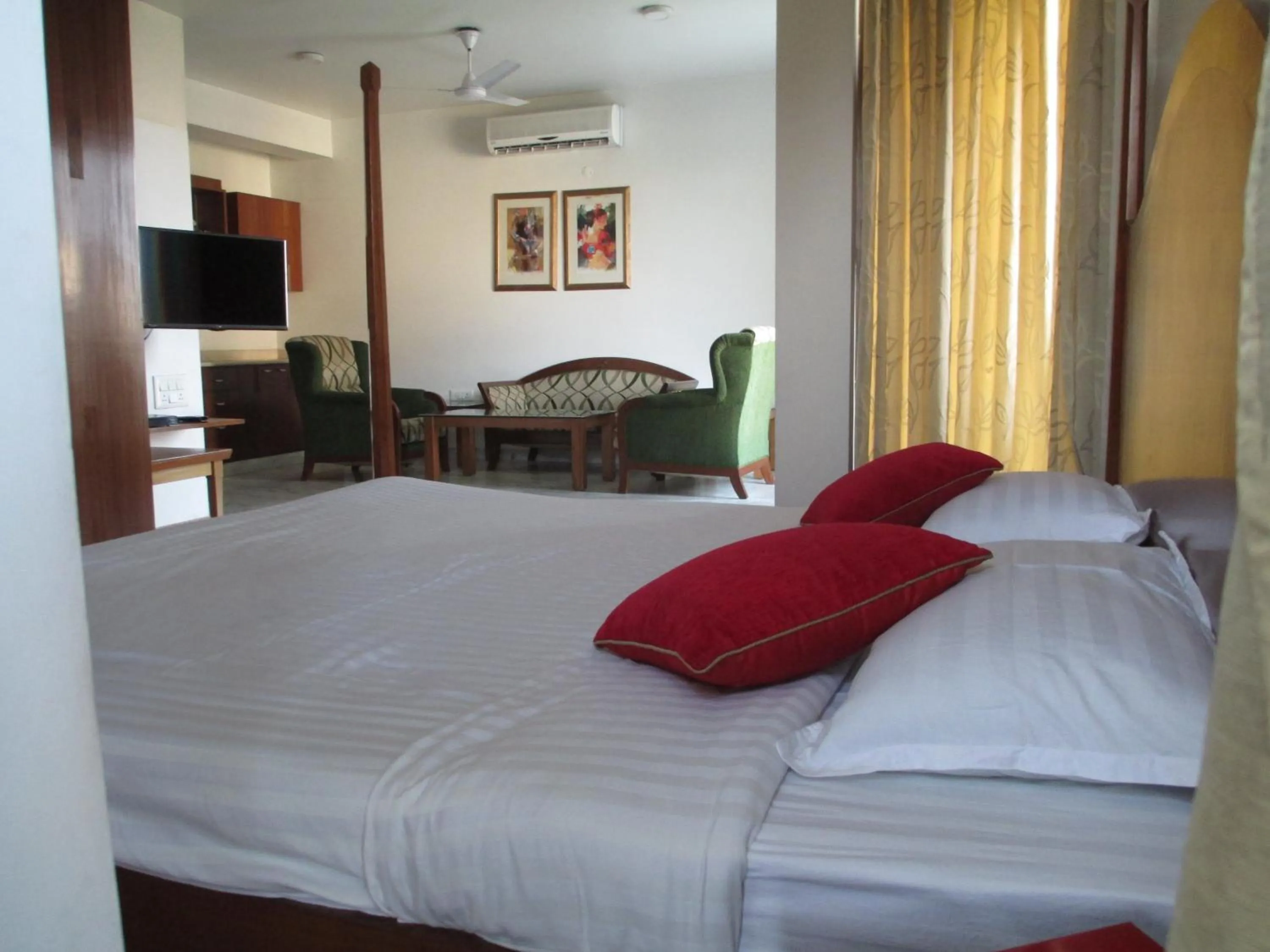 Bed in East End Retreat