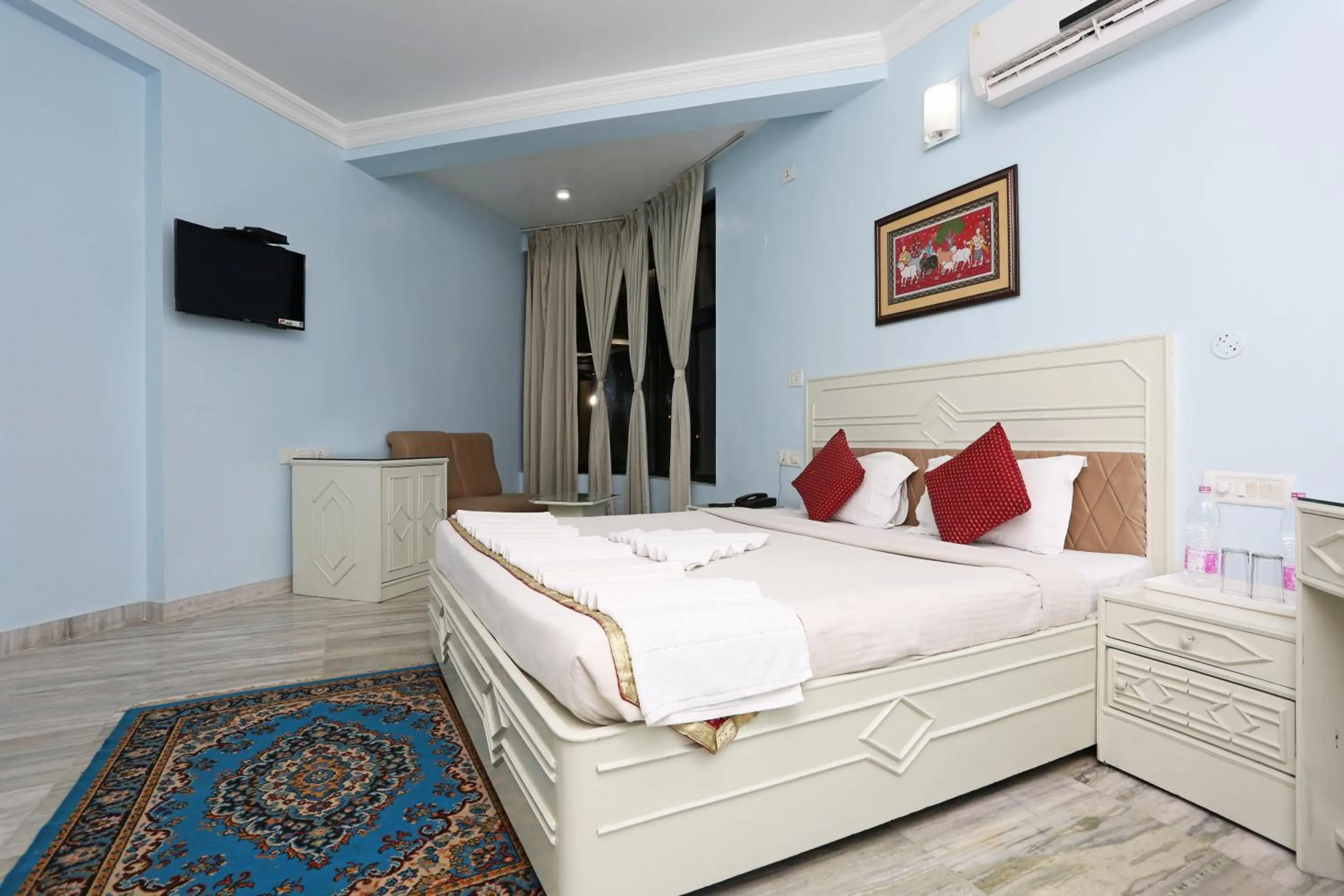 Bedroom in Hotel Niladri