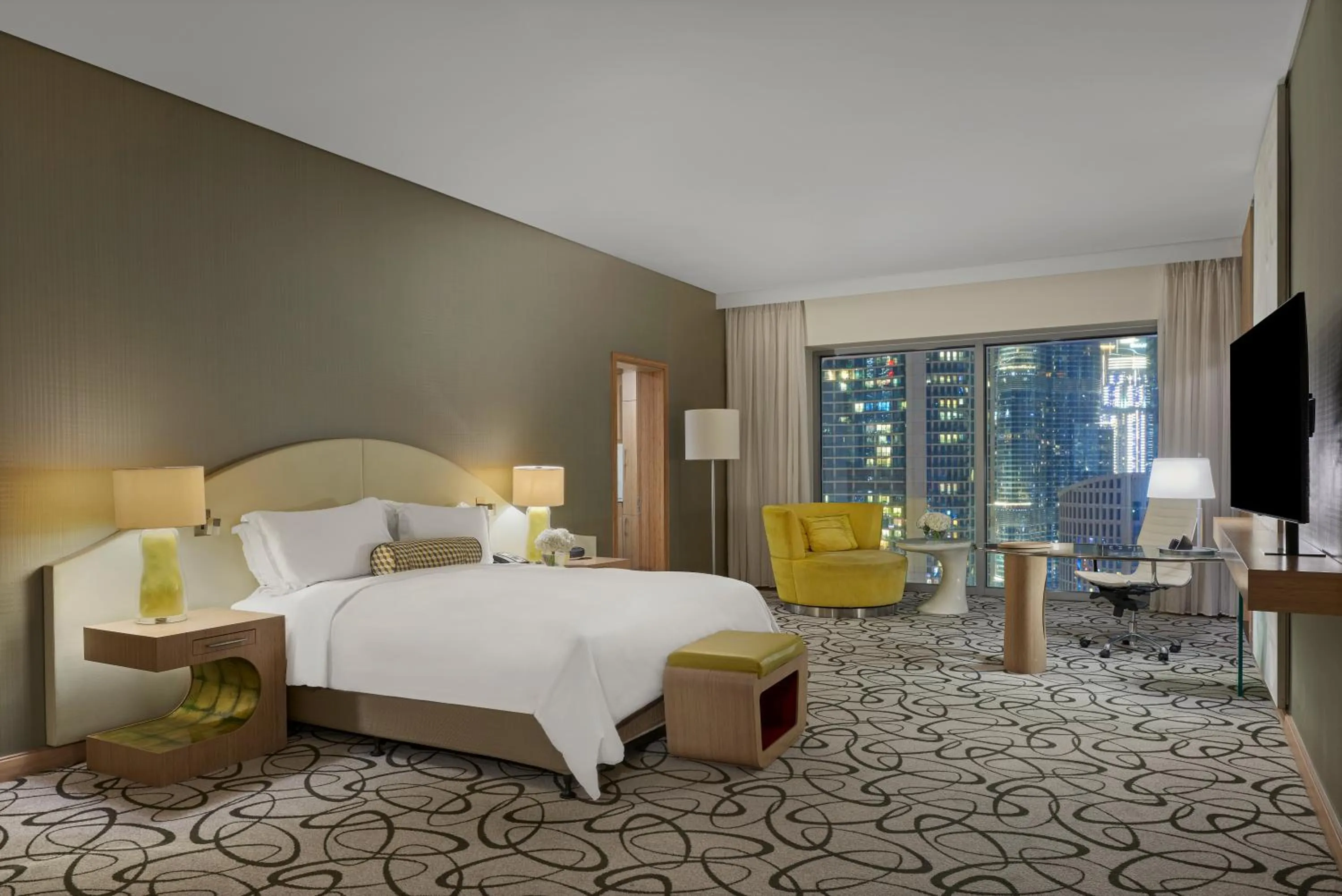 Bed in Sofitel Dubai Downtown