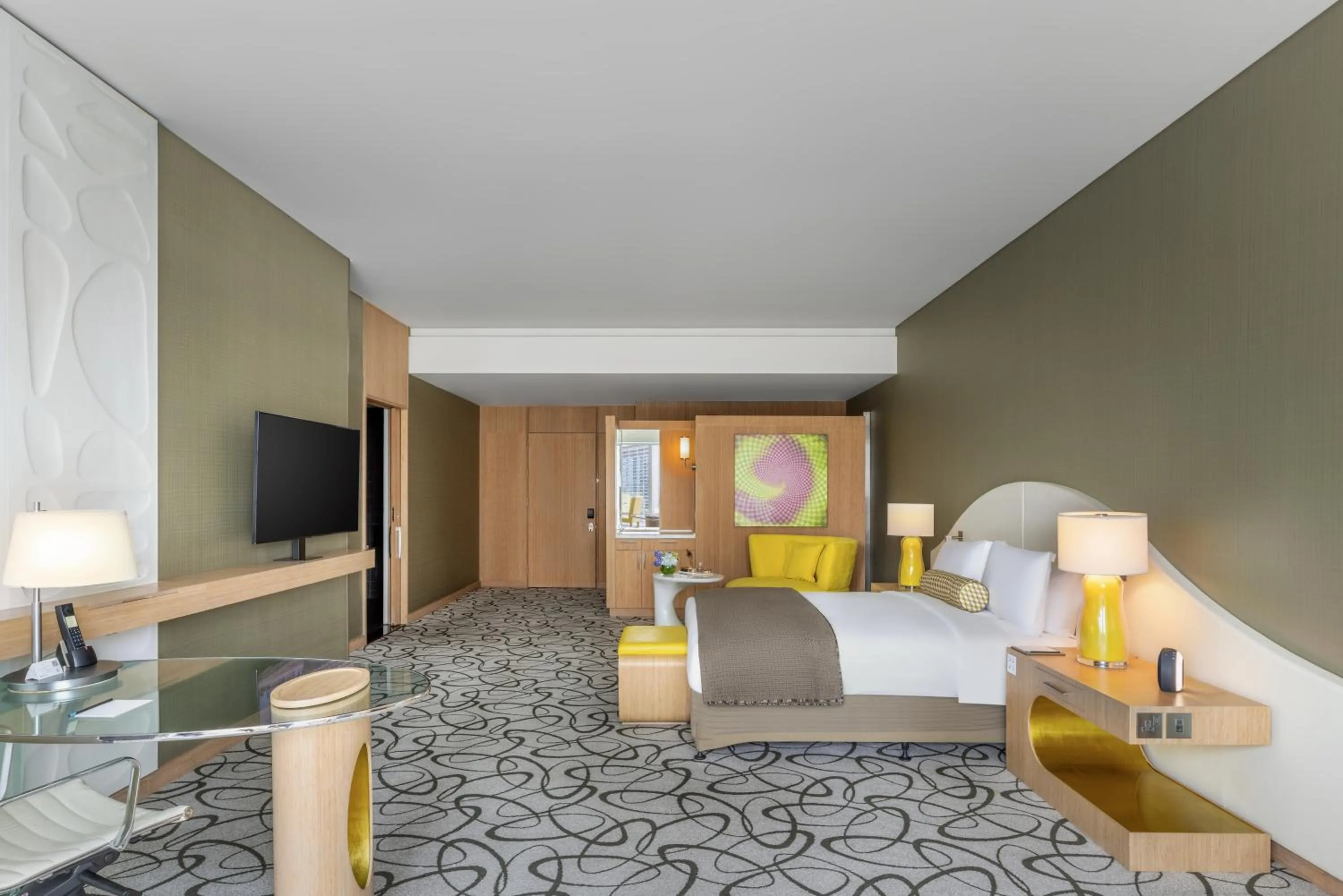 Bed in Sofitel Dubai Downtown