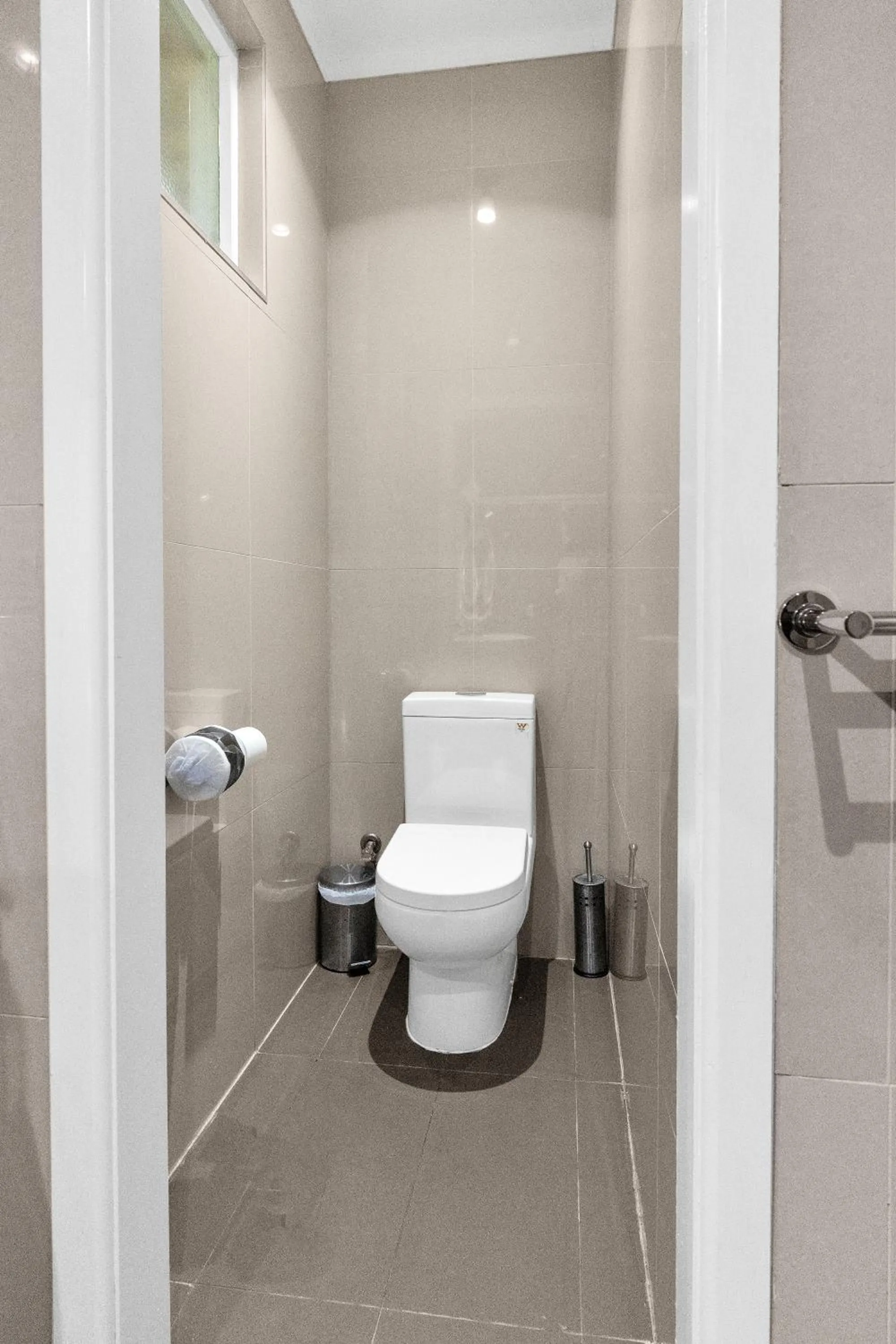 Toilet in Golden Hills Motel