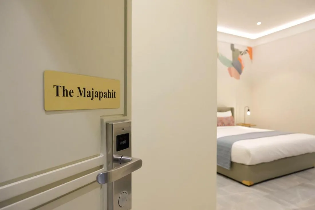 Bed in CASA LIVING SENOPATI