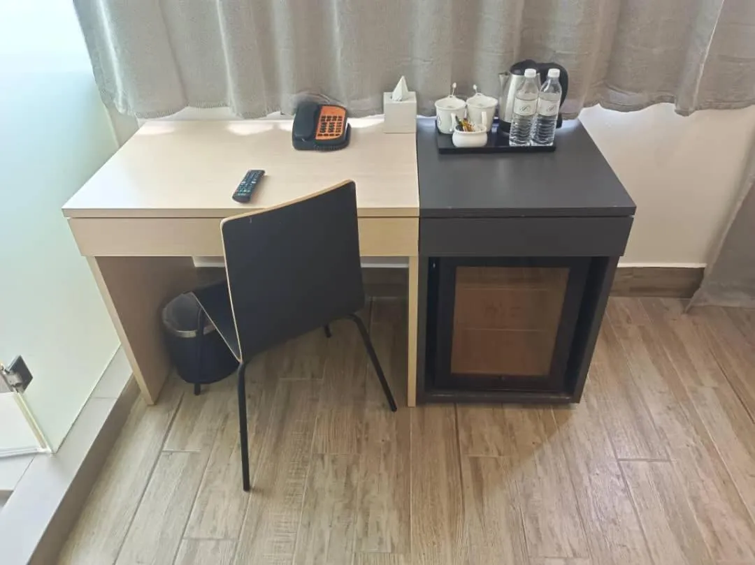 Coffee/tea facilities in Pacific Express Hotel Central Market Kuala Lumpur