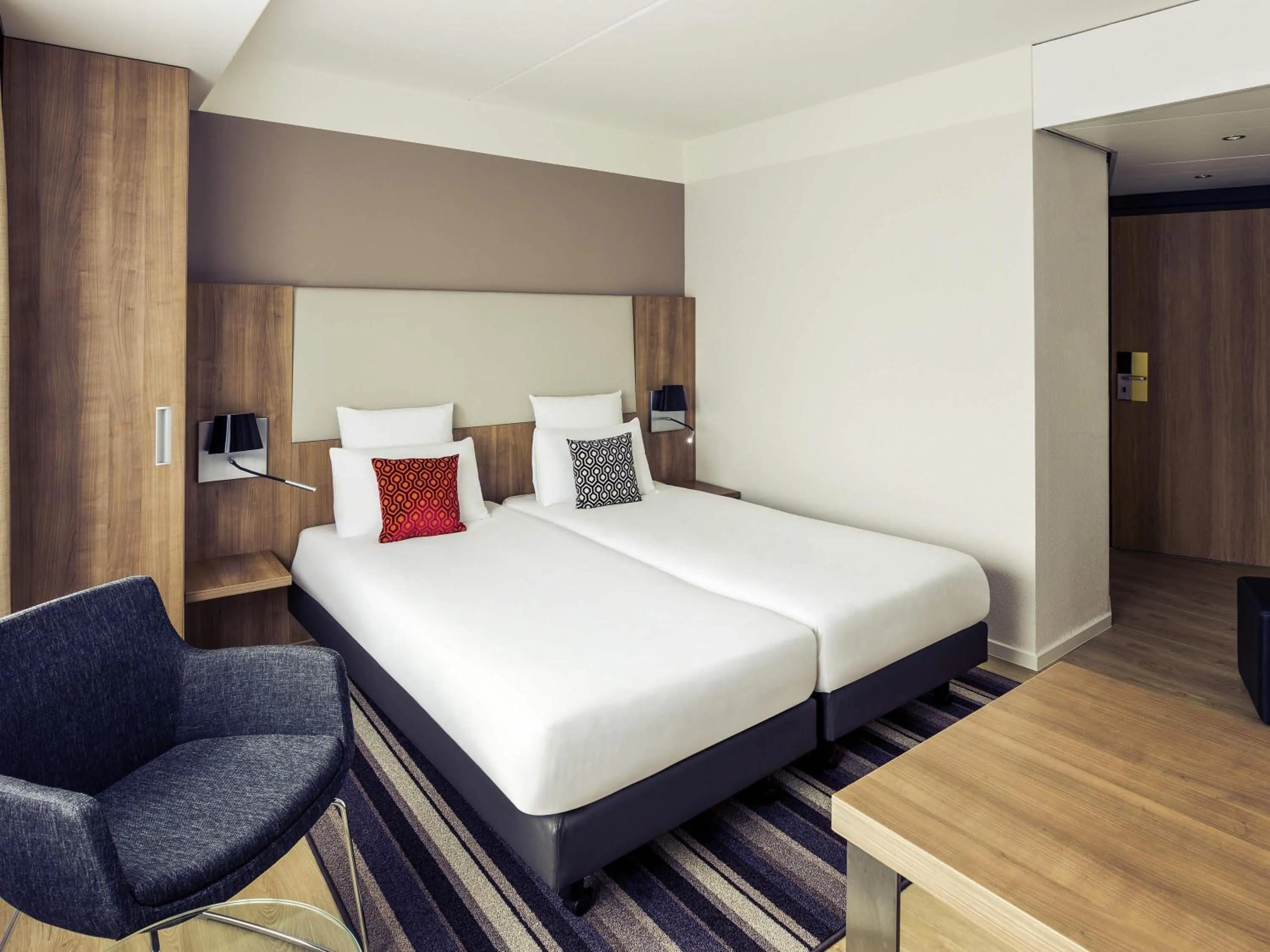 Bedroom, Bed in Mercure Hotel Nijmegen Centre