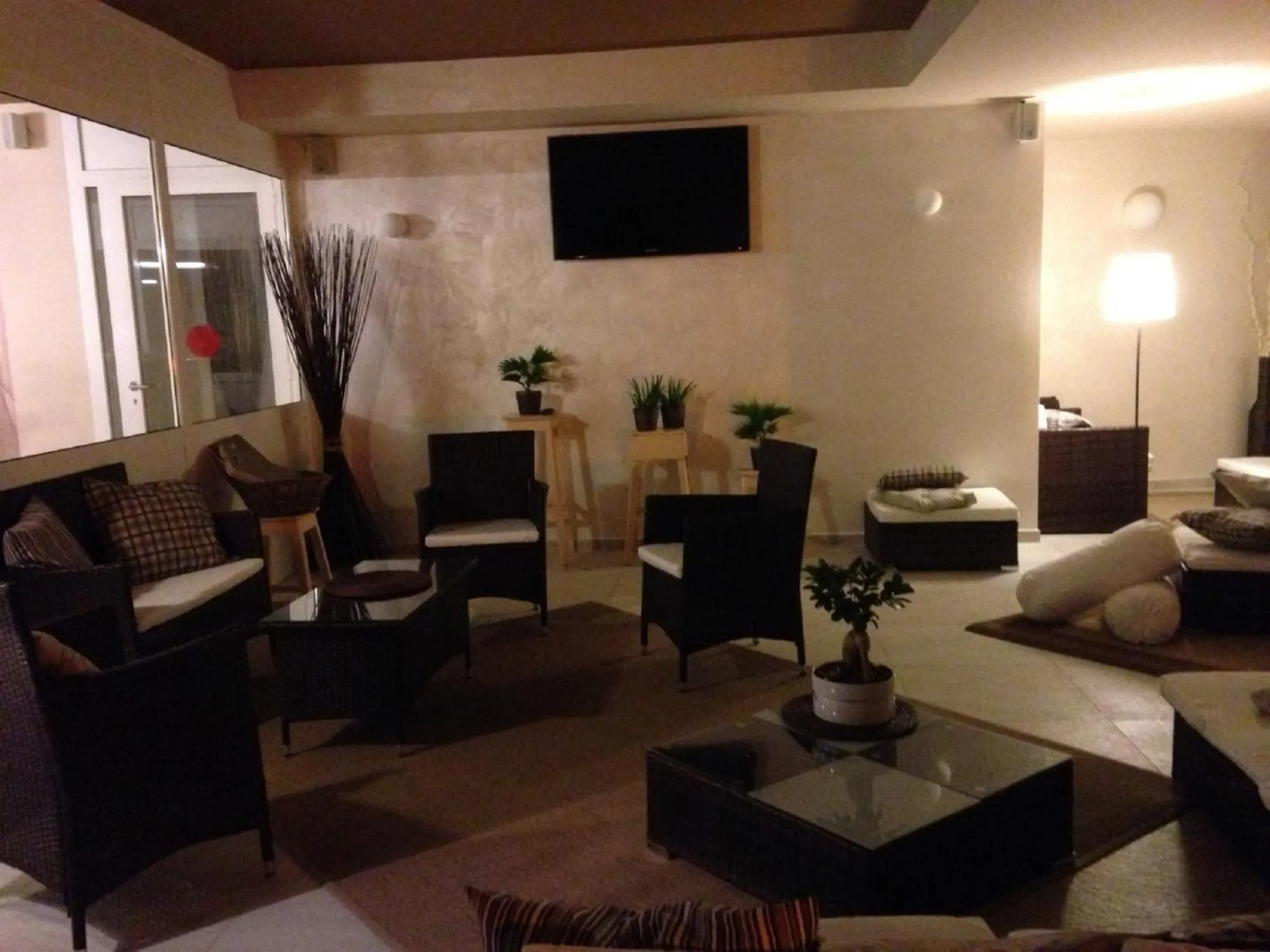 Communal lounge/ TV room in Borgo Fantino - Residenze e Alloggi Vacanza