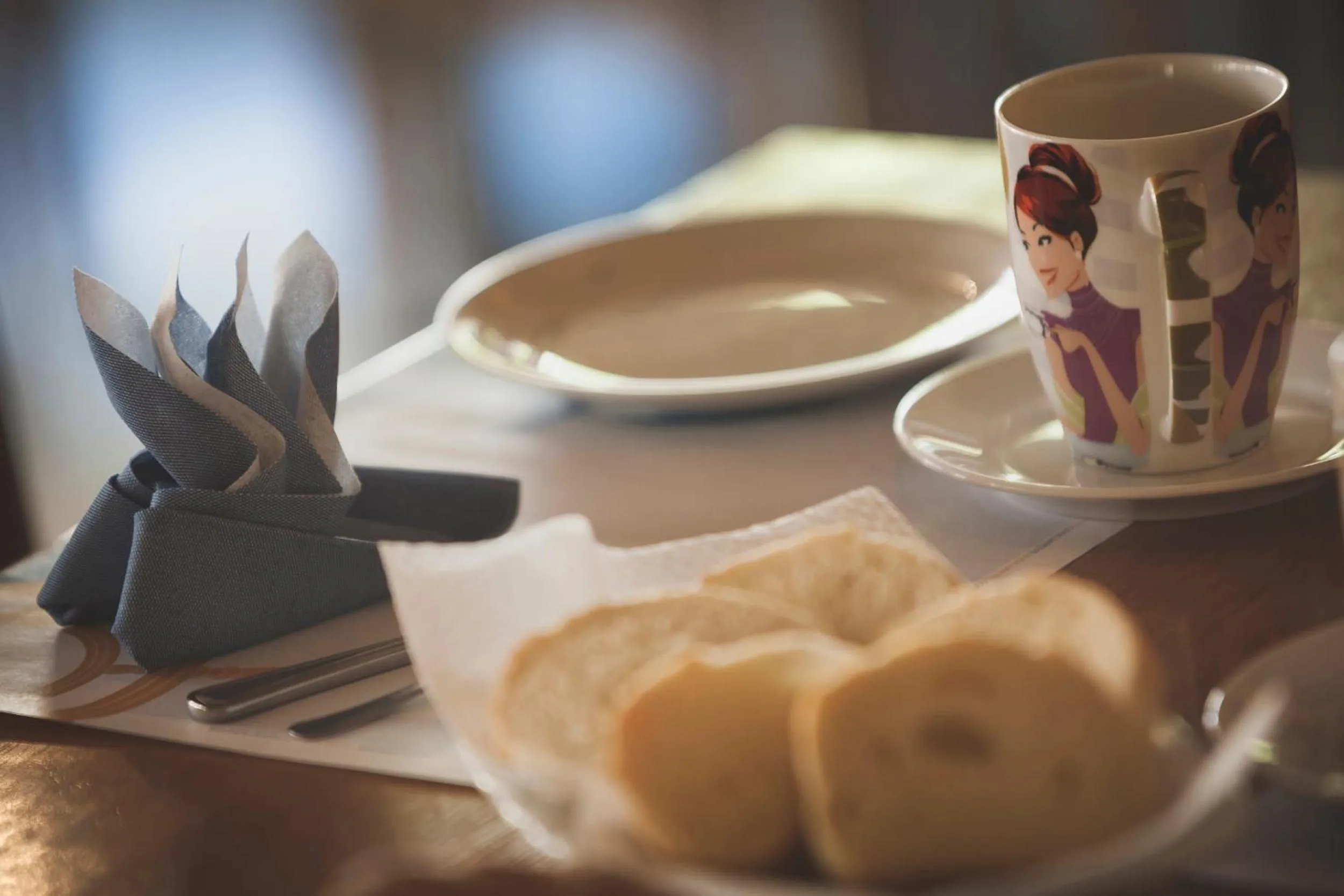 Breakfast in Acapulco Beach