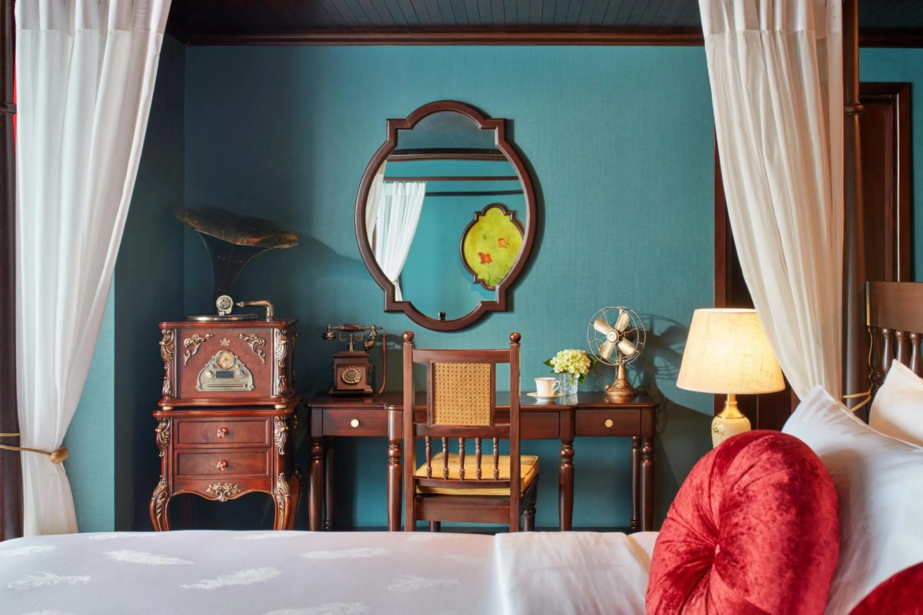 Bedroom, Bed in Indochine Premium Halong Bay