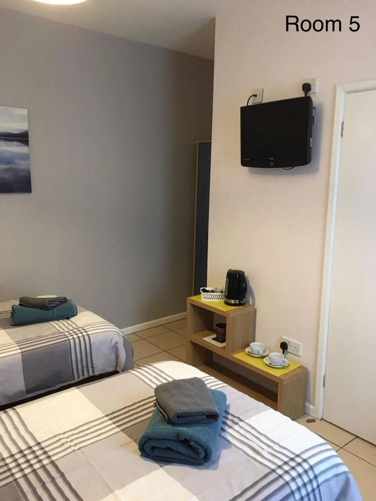 Bedroom, Bed in The Royal Oak