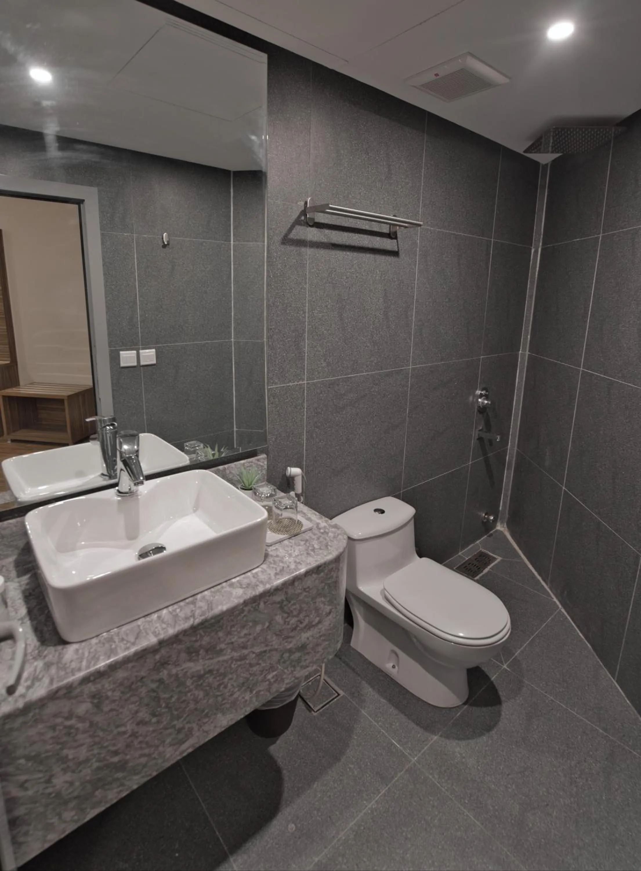 ساس رتل للوحدات السكنية المفروشة