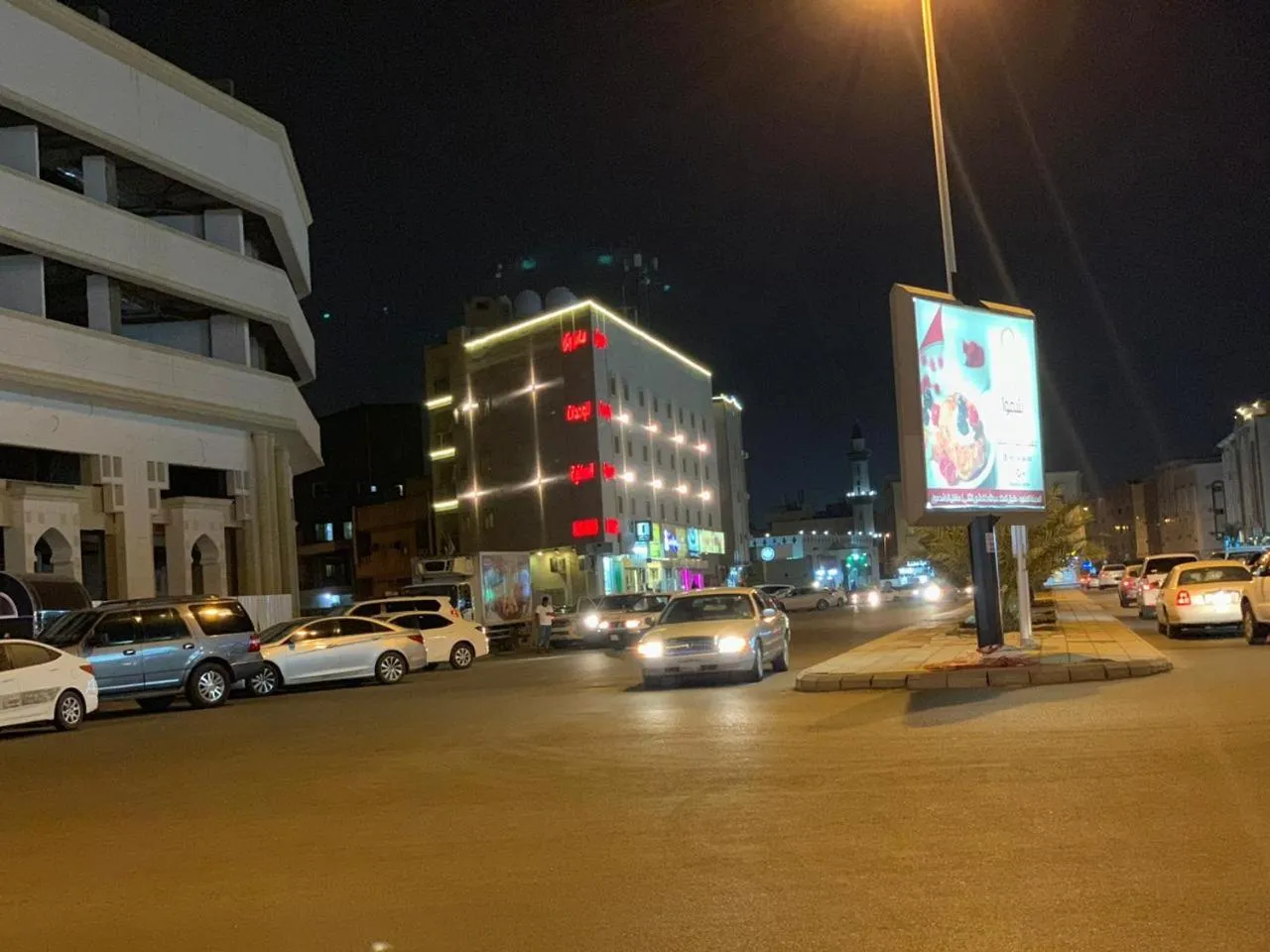 ساس رتل للوحدات السكنية المفروشة