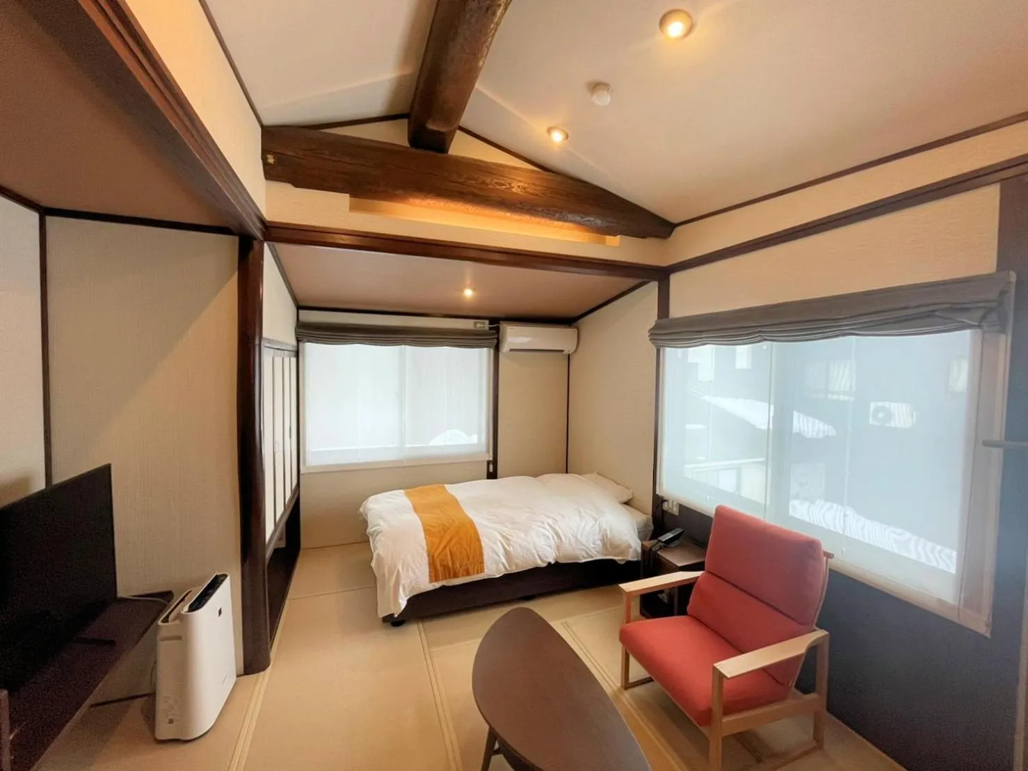 Photo of the whole room, Bed in Ryokan Okayama