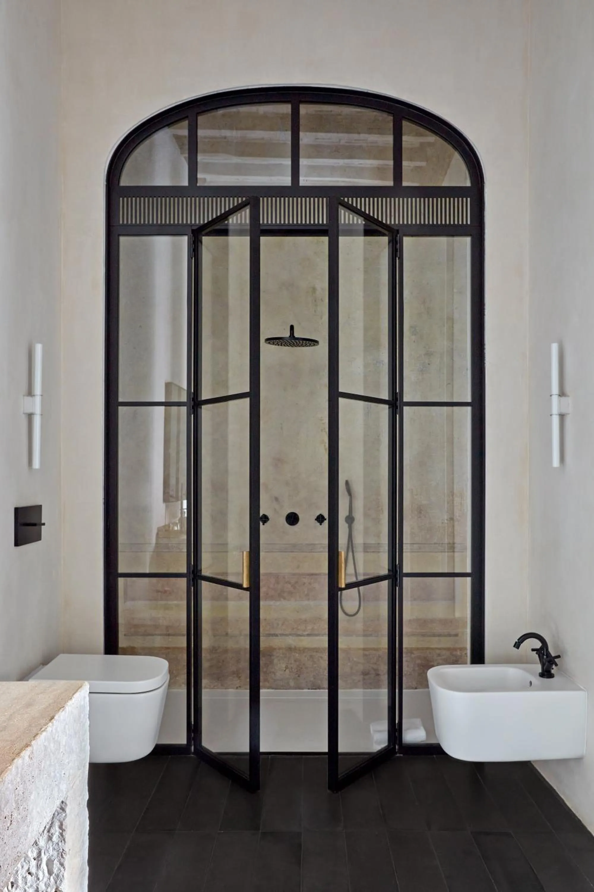 Bathroom in Palazzo Petrvs