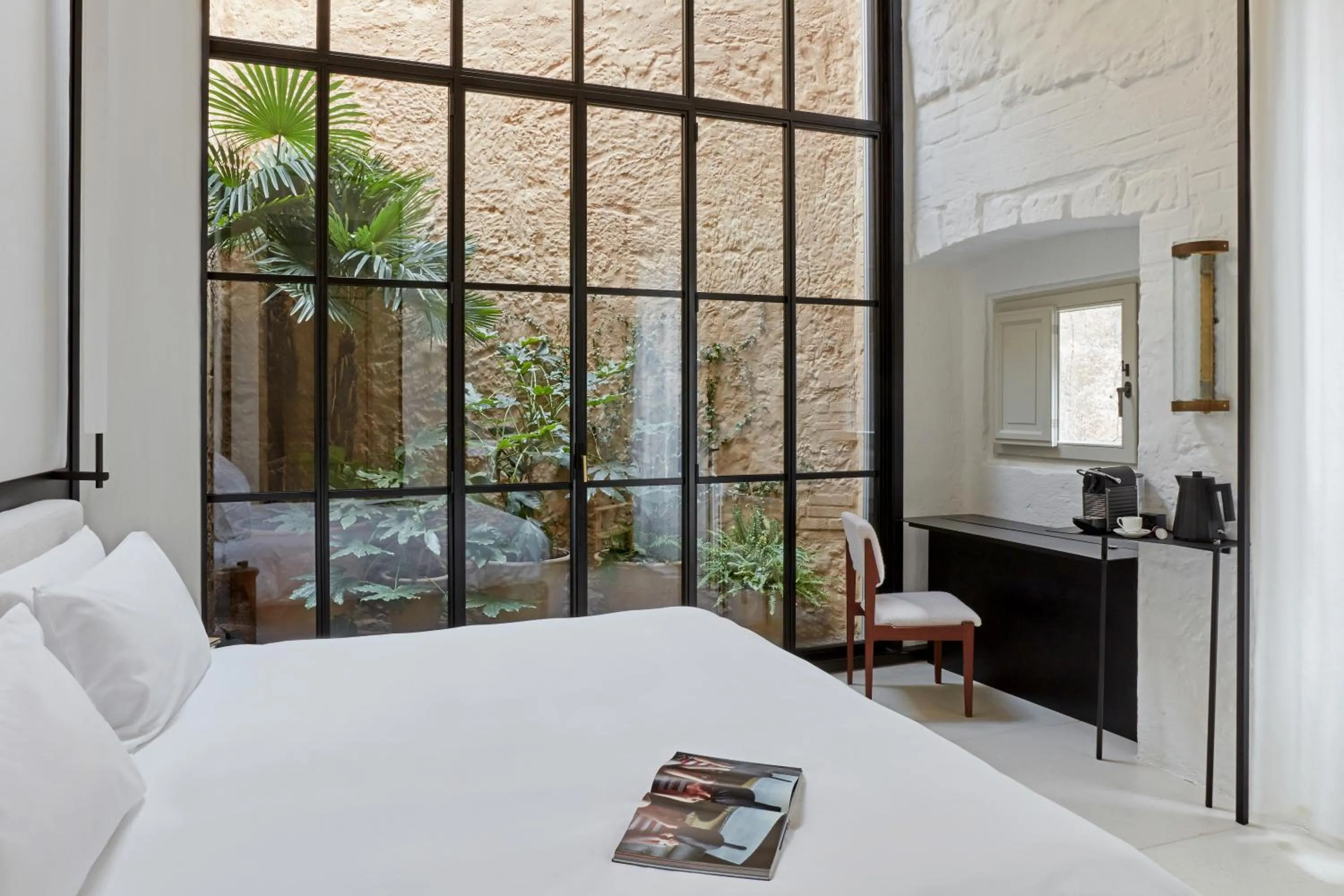 Bedroom, Bed in Palazzo Petrvs