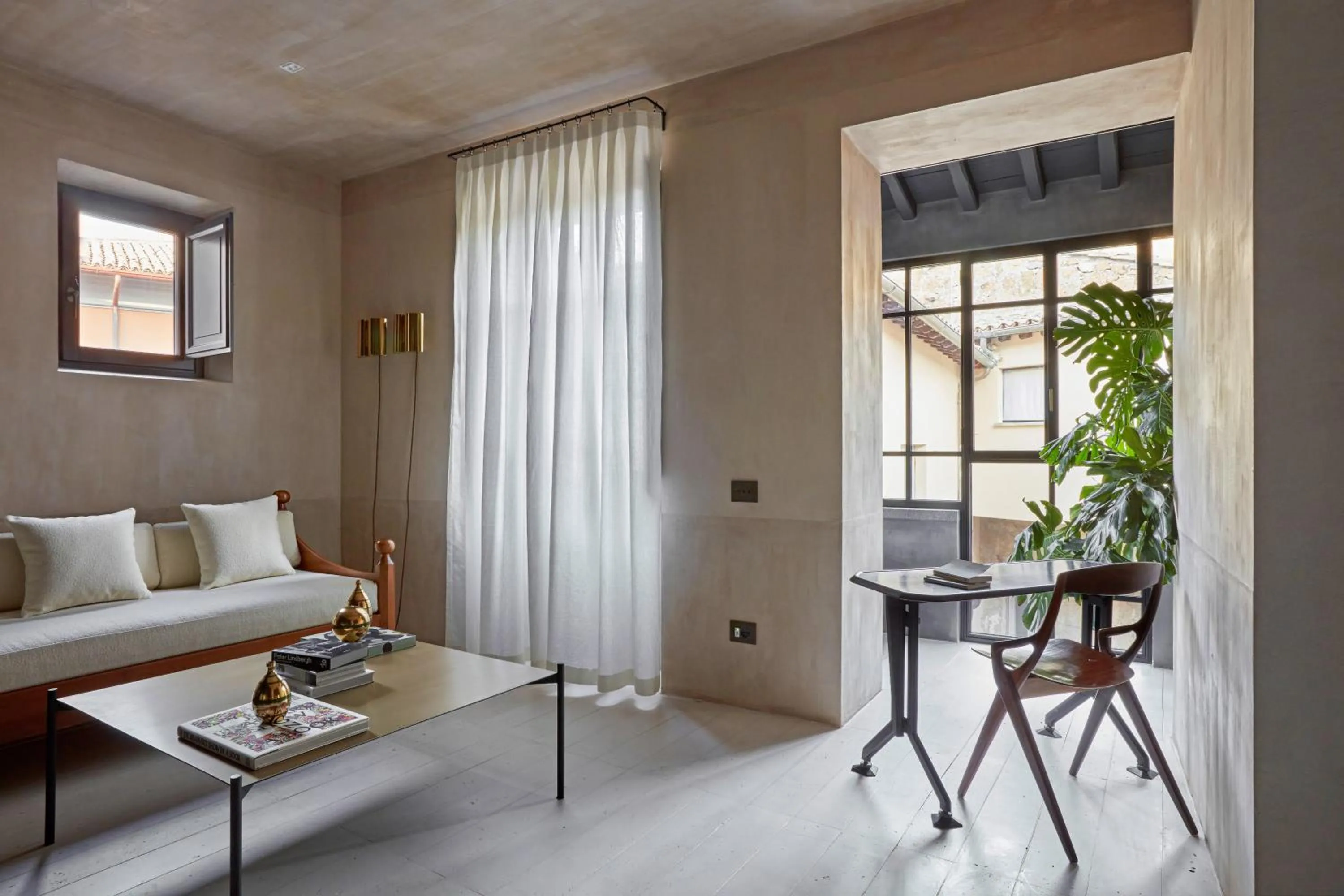 Living room, Bed in Palazzo Petrvs