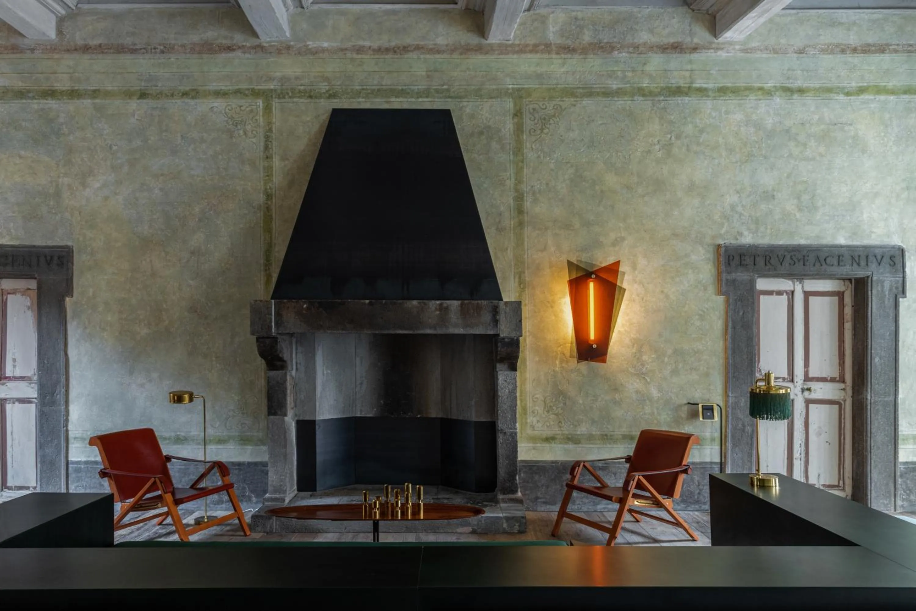 Communal lounge/ TV room in Palazzo Petrvs