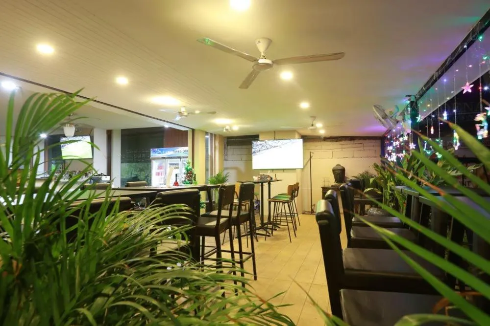 Property building in Pasadena Lodge