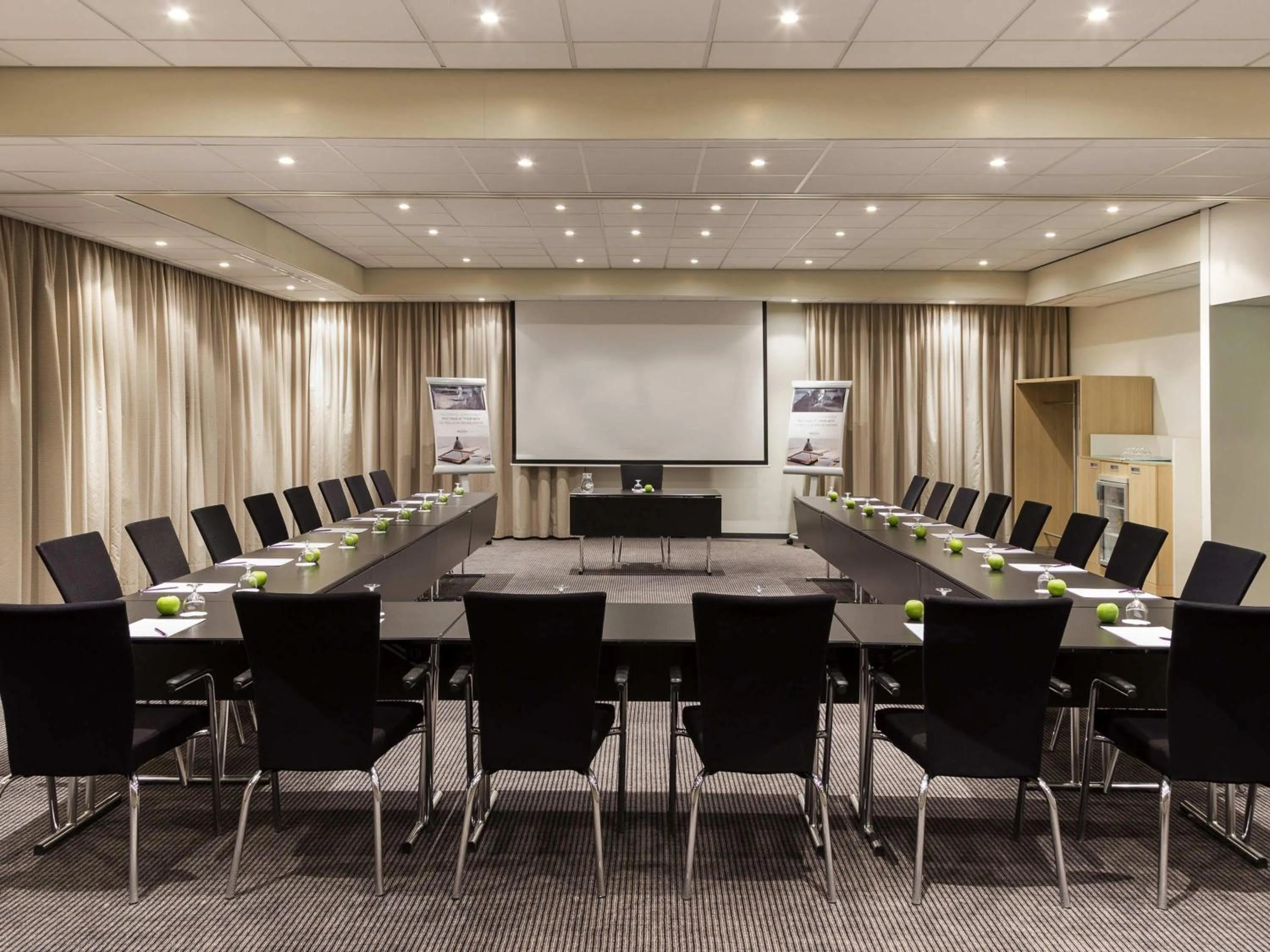Business facilities in Mercure Hotel Amsterdam West