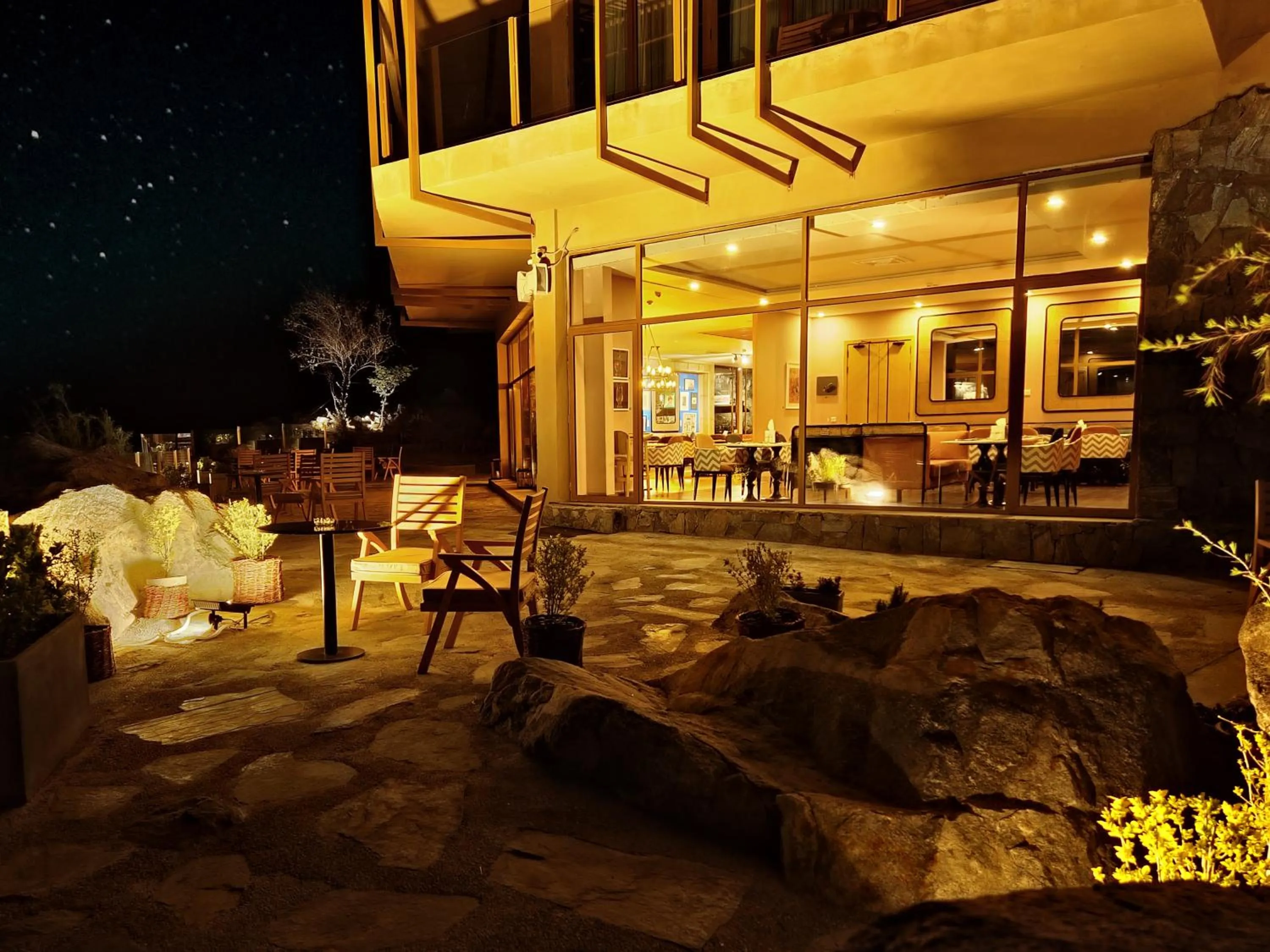 Restaurant/places to eat in Ambiance Resort Hunza