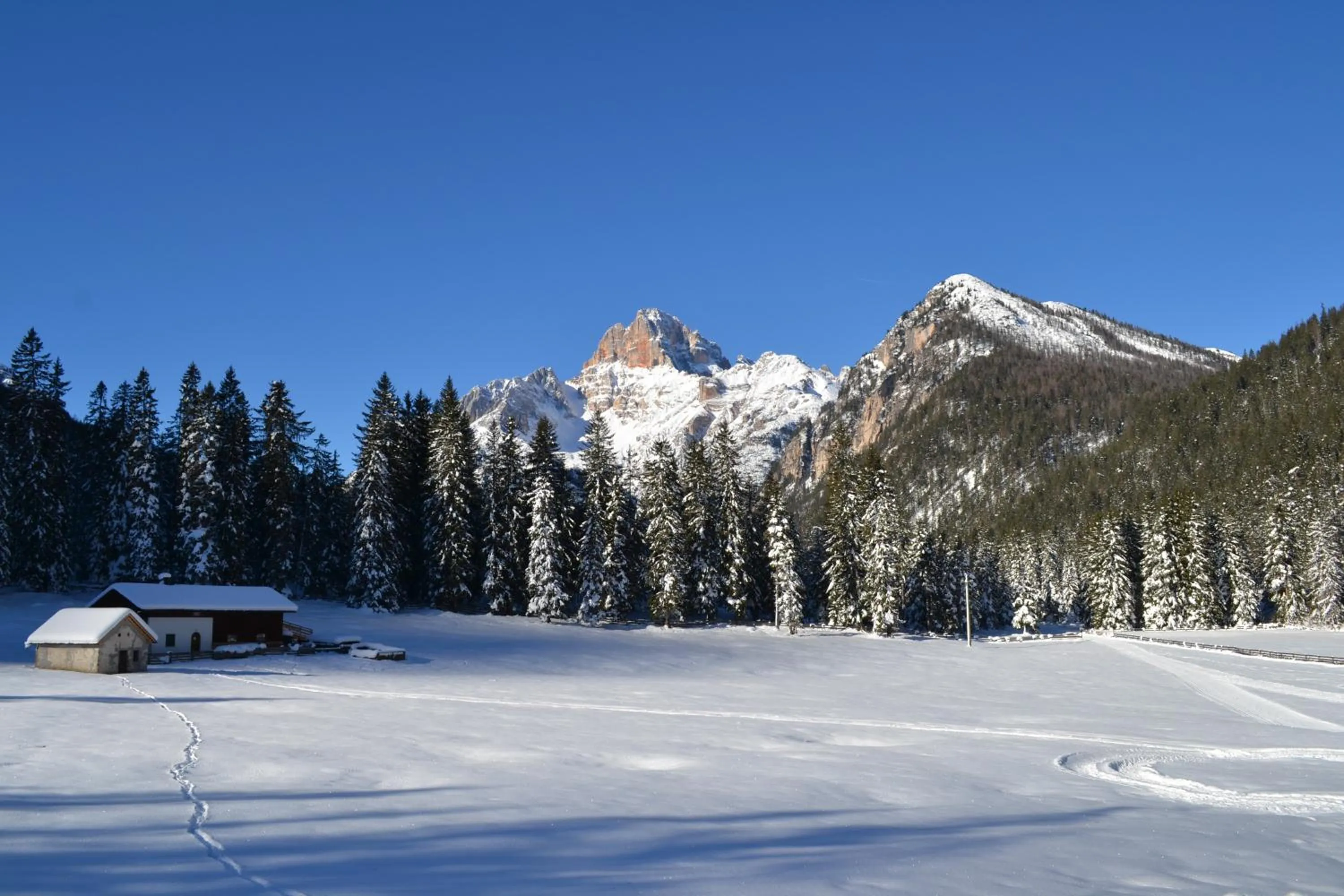 Day in Hotel Croda Rossa