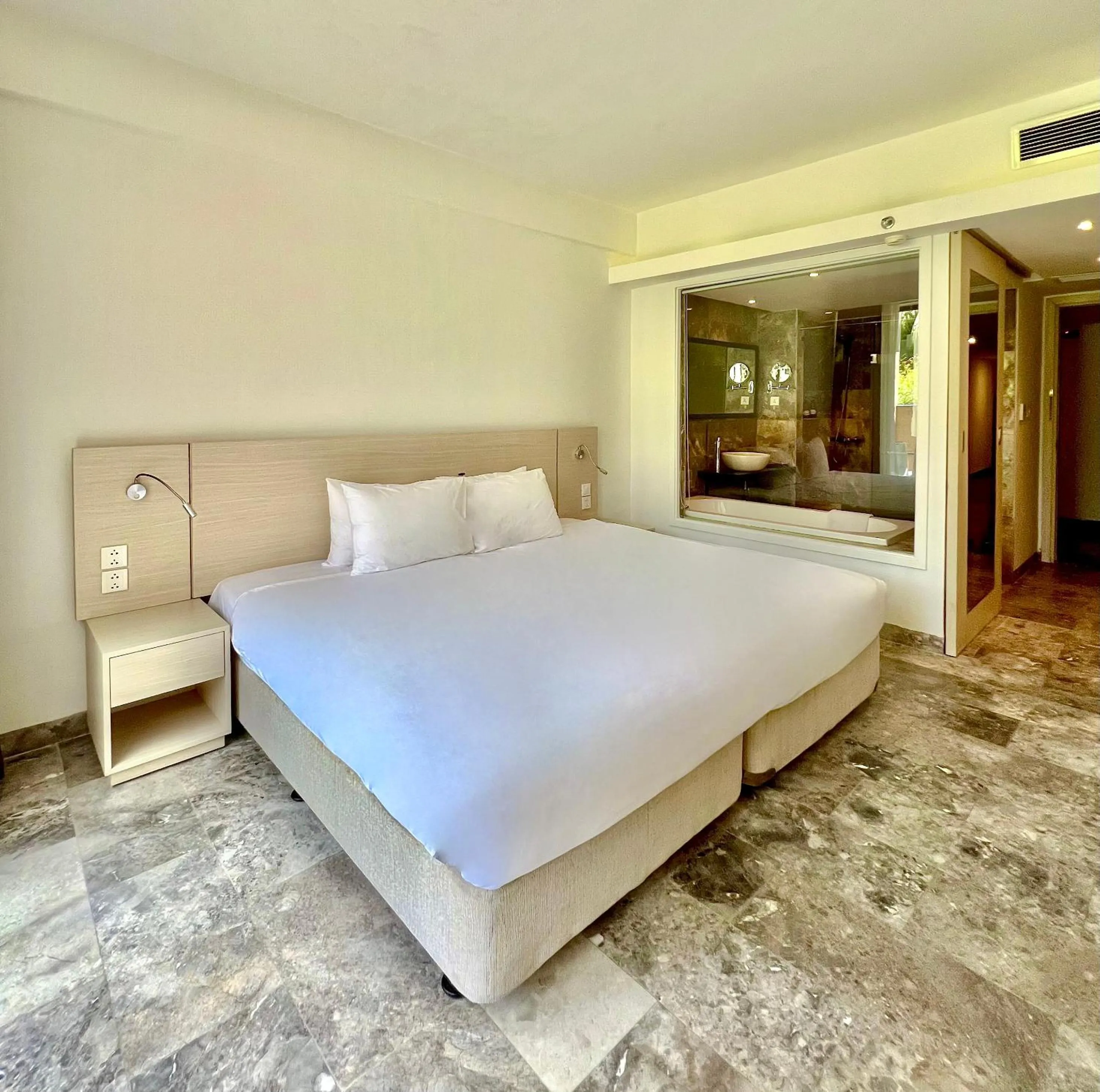 Bed in Temple Da Nang Resort