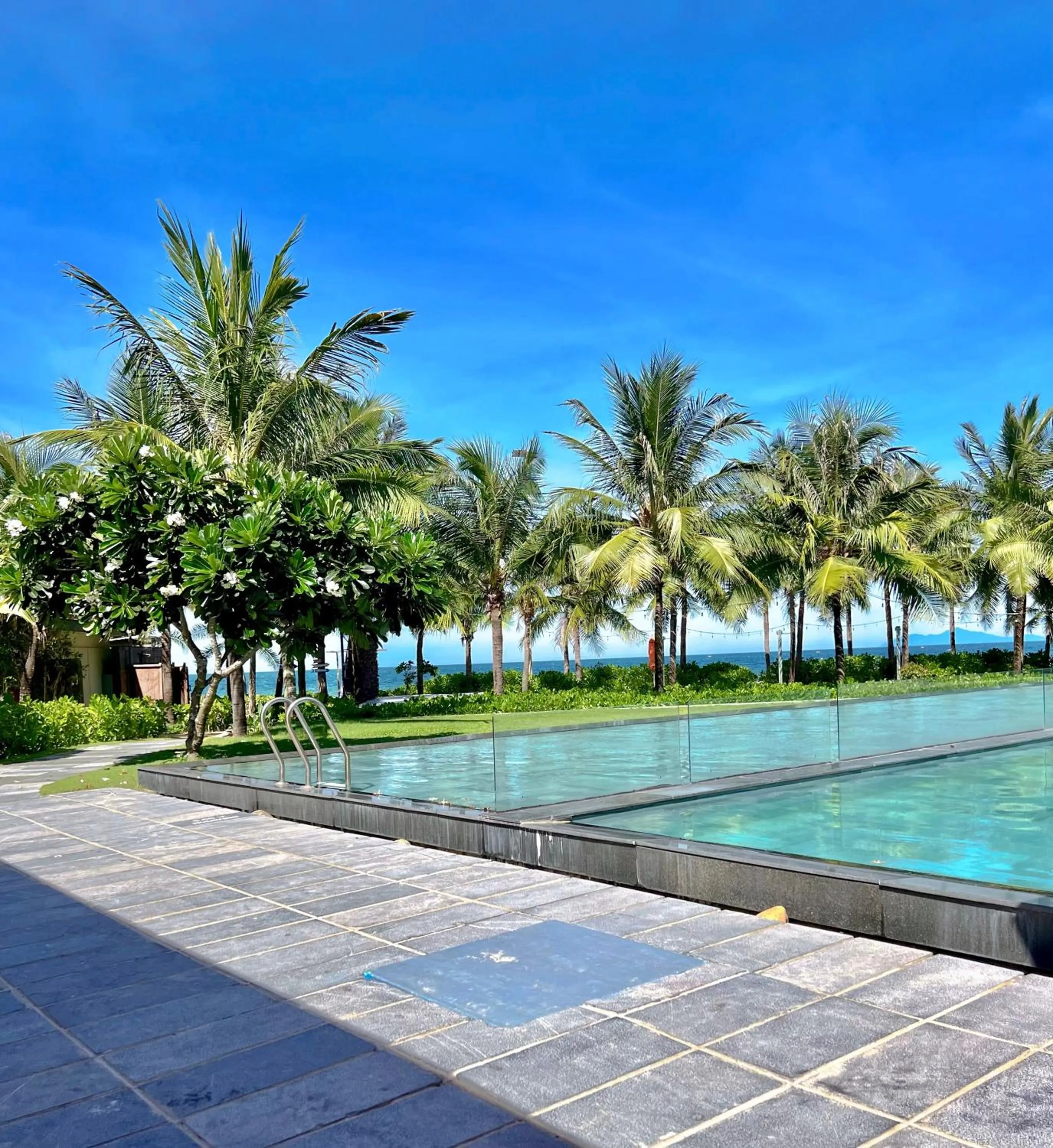 Swimming pool in Temple Da Nang Resort