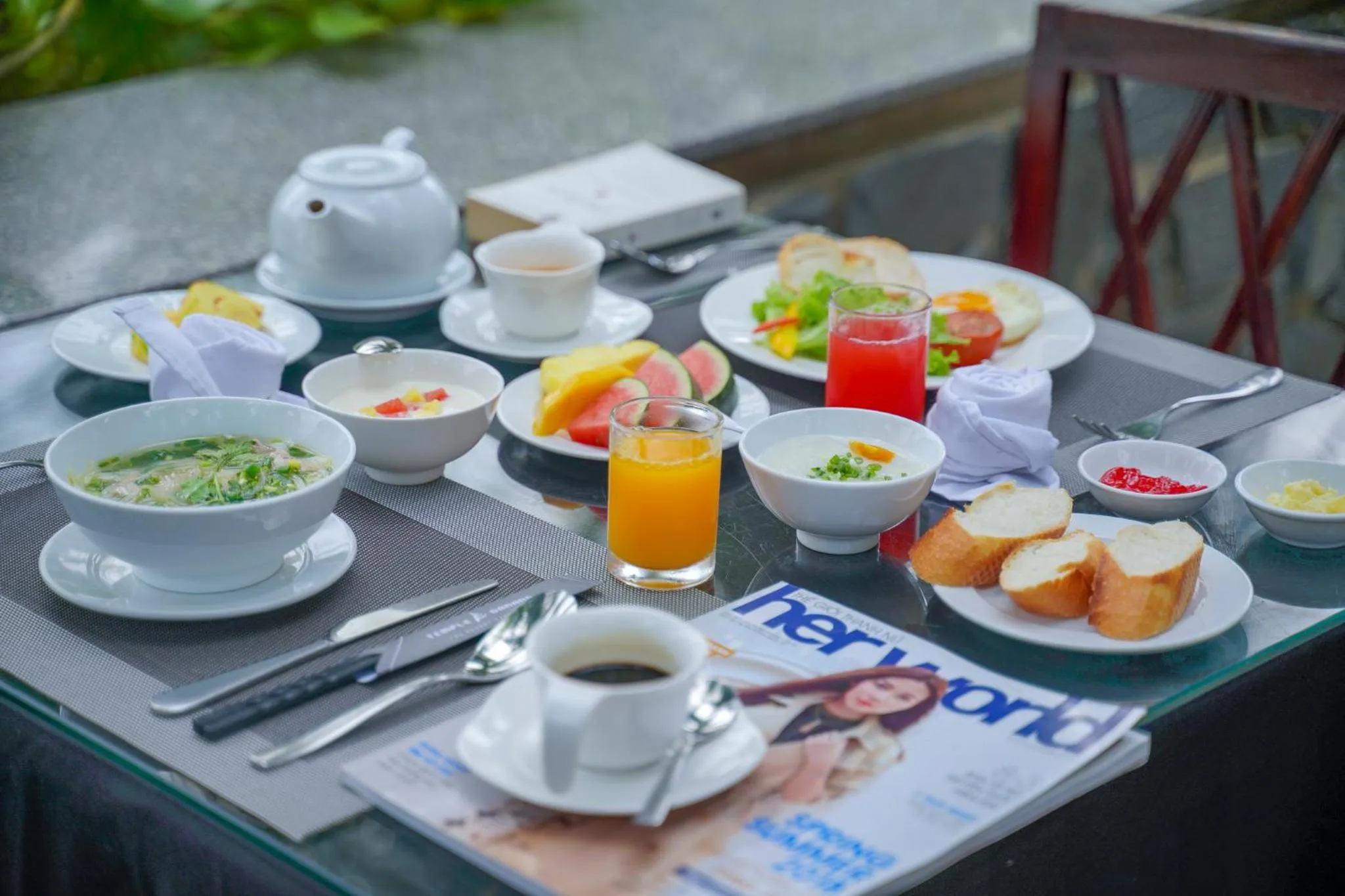 Restaurant/places to eat in Temple Da Nang Resort