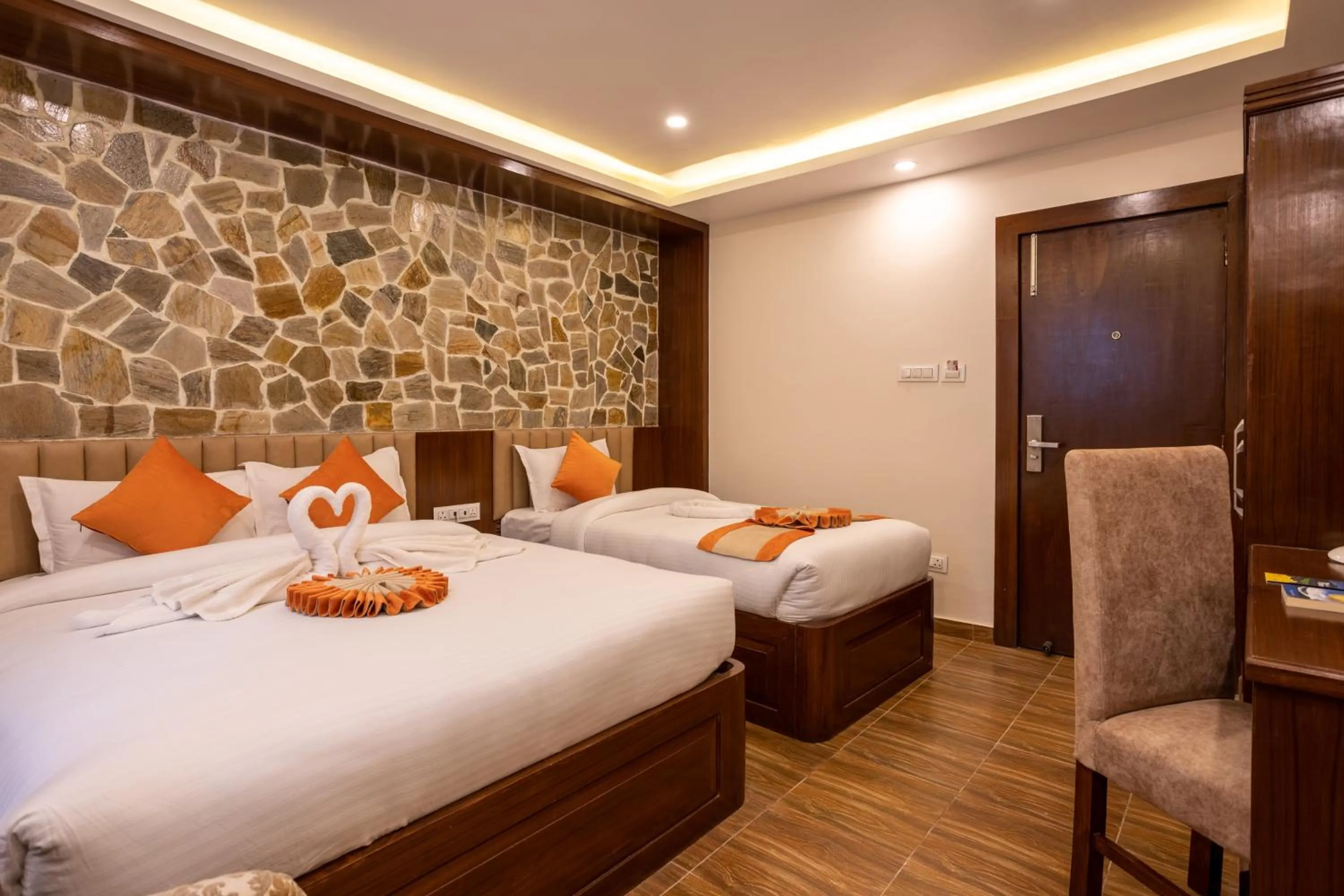 Bedroom, Bed in Airport Himalaya Boutique Hotel