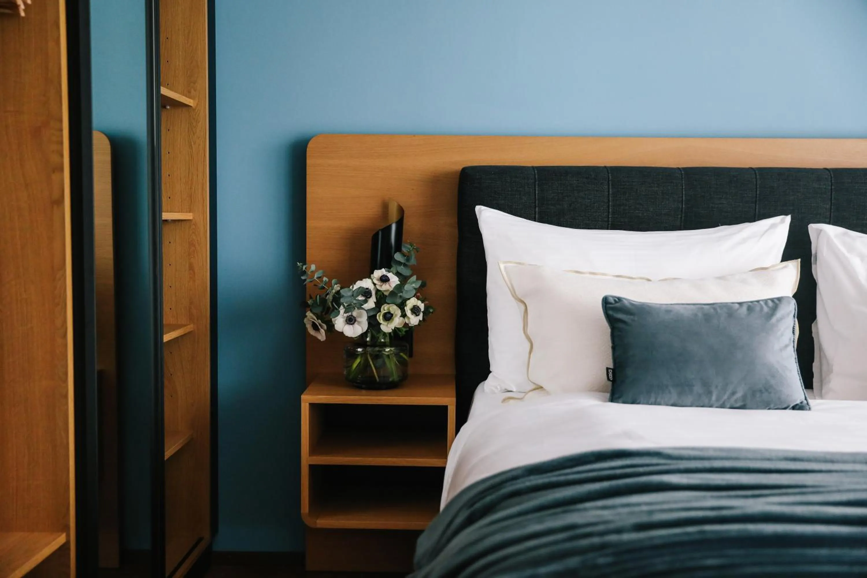 Bedroom, Bed in AMANTE Hotel