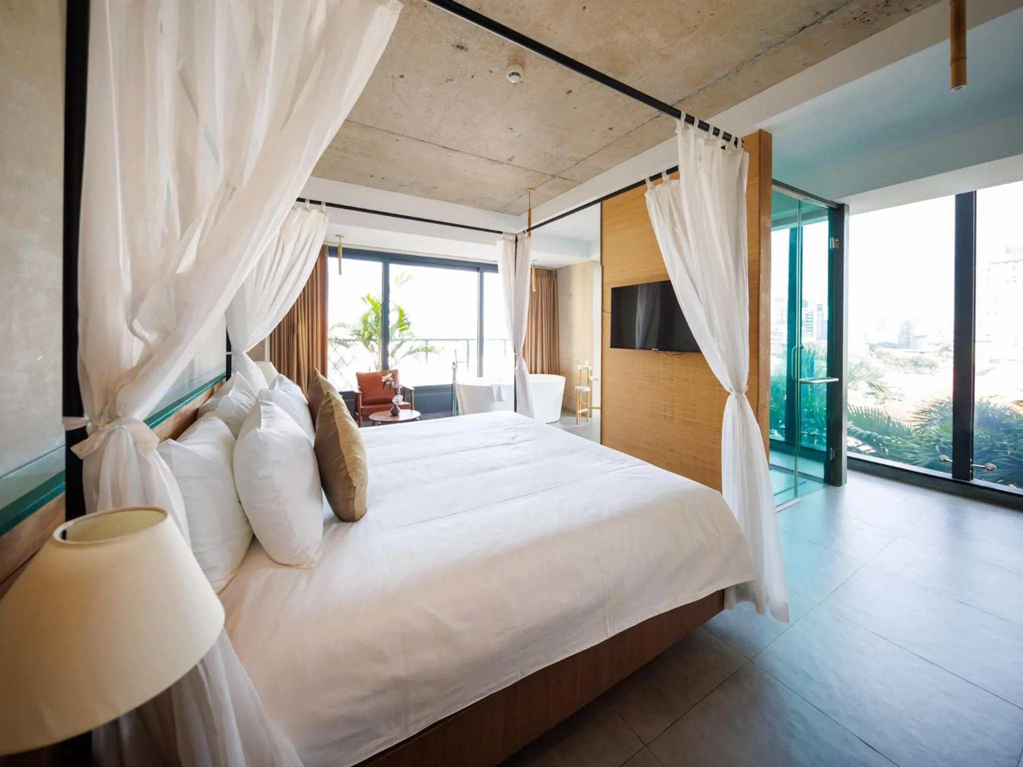 Photo of the whole room, Bed in CHECK inn Phnom Penh Royal Palace