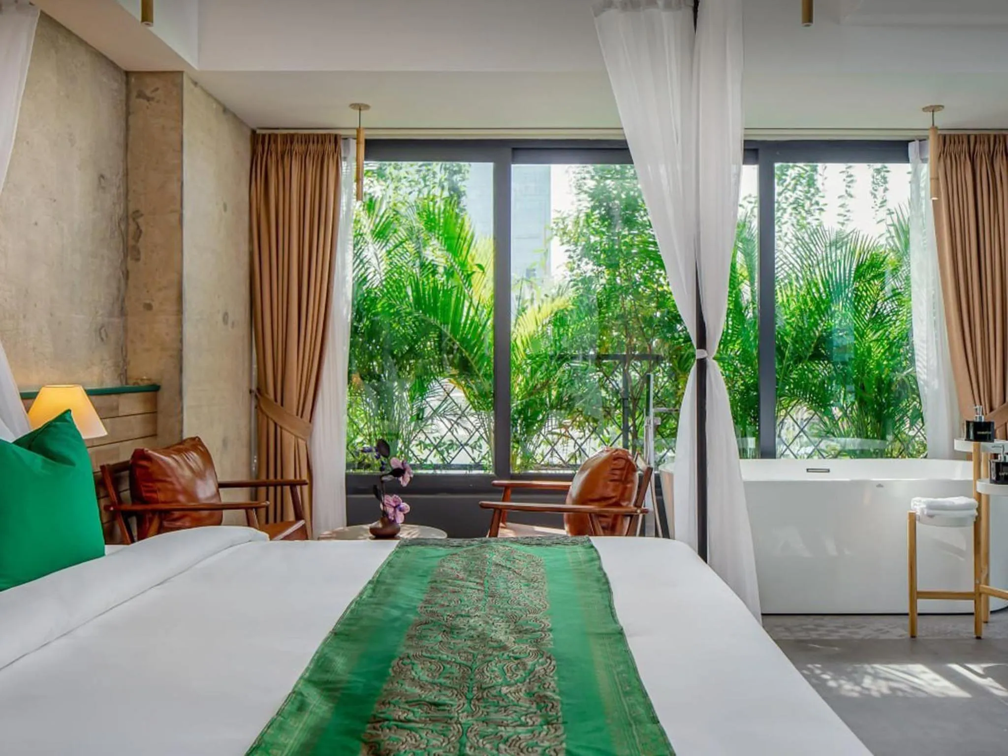 Photo of the whole room, Bed in CHECK inn Phnom Penh Royal Palace